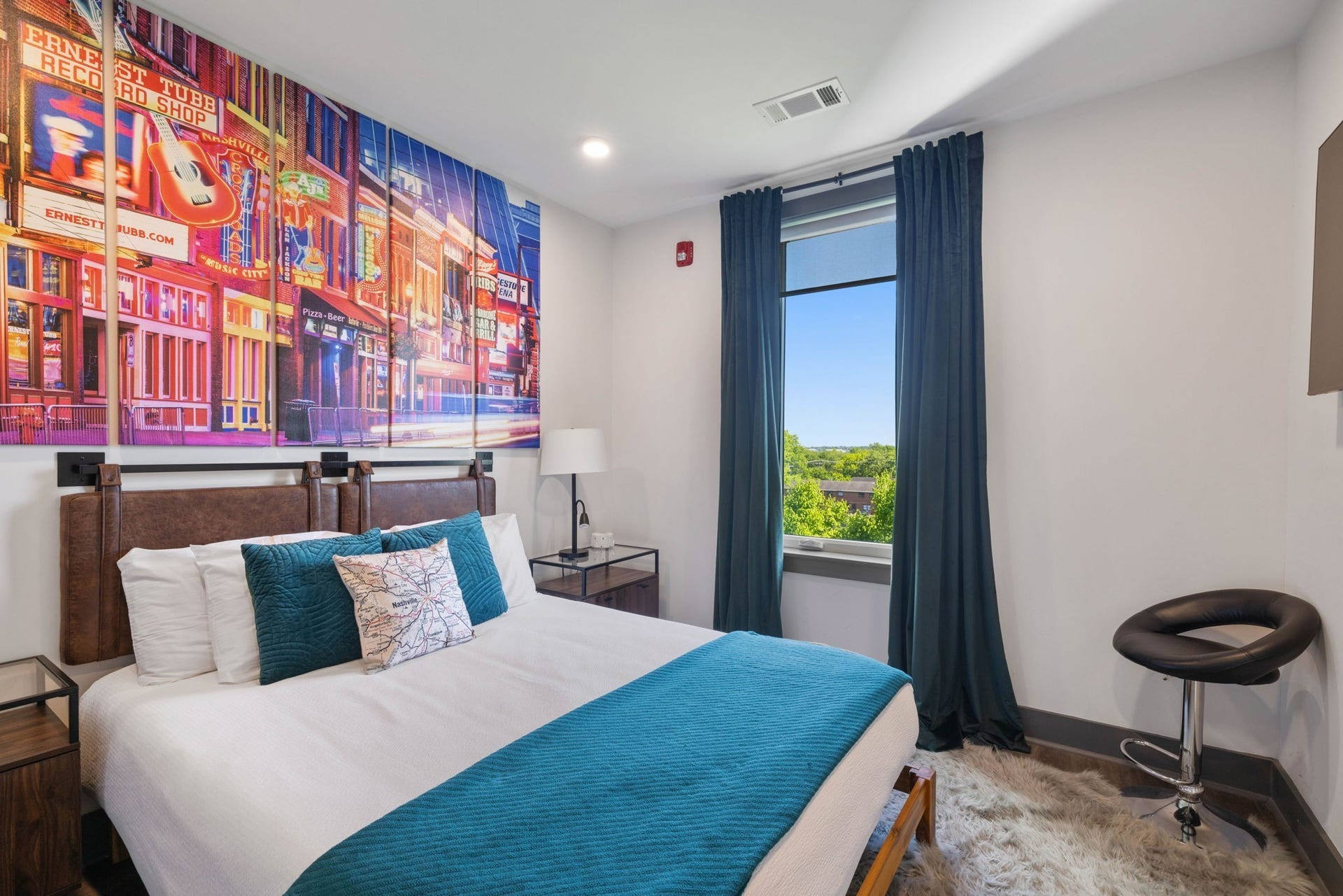 65 Lindsley Ave, #412, Nashville, TN 37210 65 Lindsley Ave, #412, Nashville, TN 37210