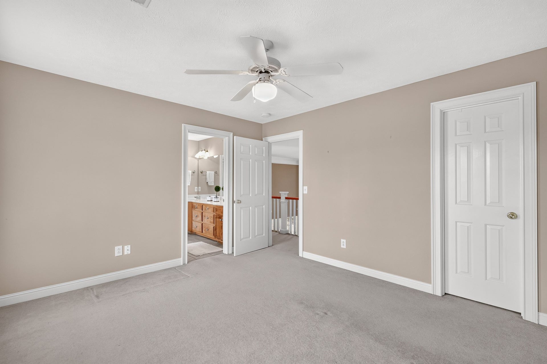 1040 Shoreham St, Murfreesboro, TN 37130 1040 Shoreham St, Murfreesboro, TN 37130