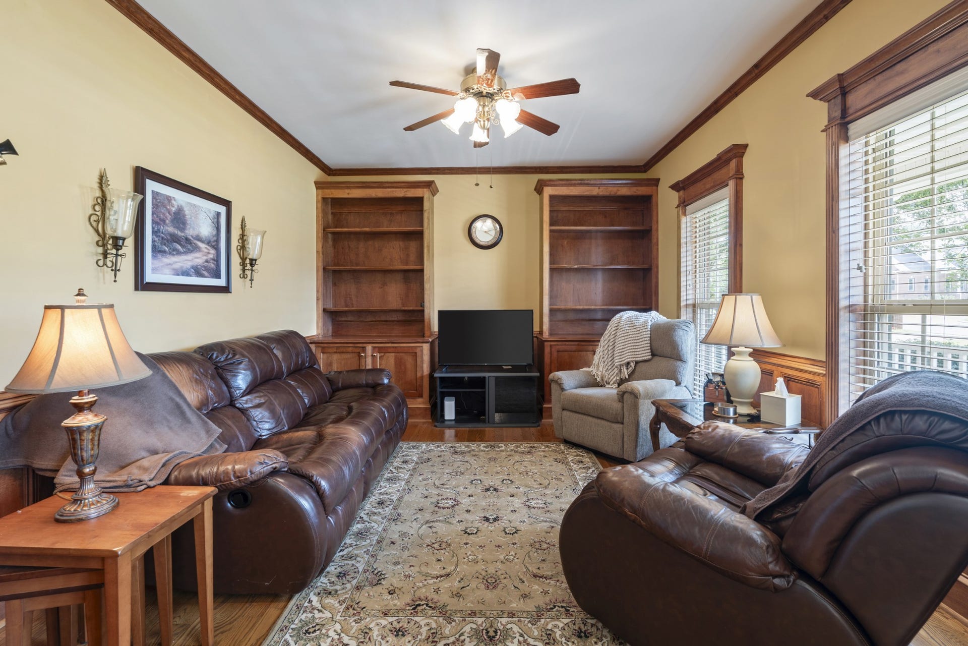 1040 Shoreham St, Murfreesboro, TN 37130 1040 Shoreham St, Murfreesboro, TN 37130