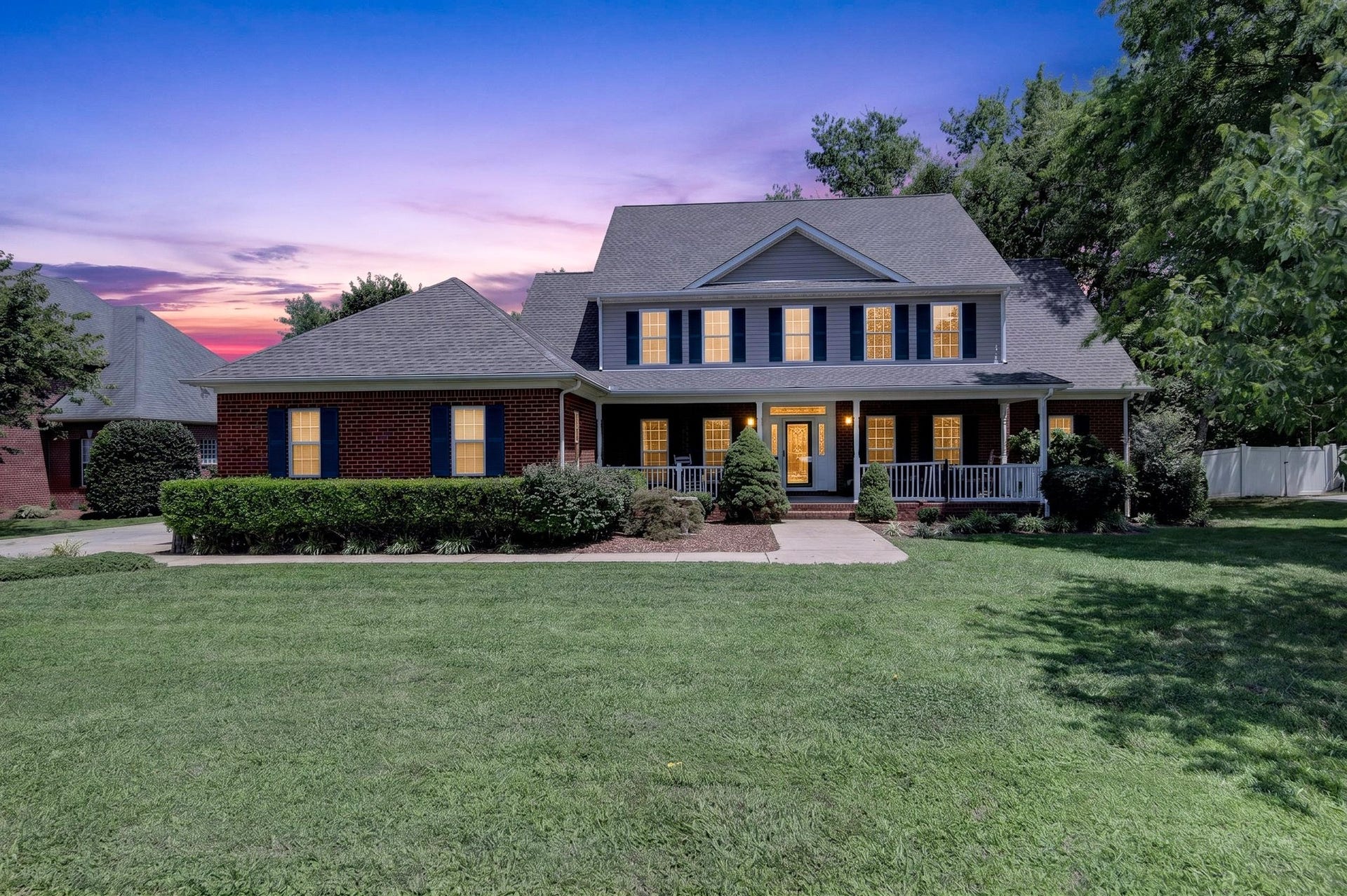 1040 Shoreham St, Murfreesboro, TN 37130 1040 Shoreham St, Murfreesboro, TN 37130