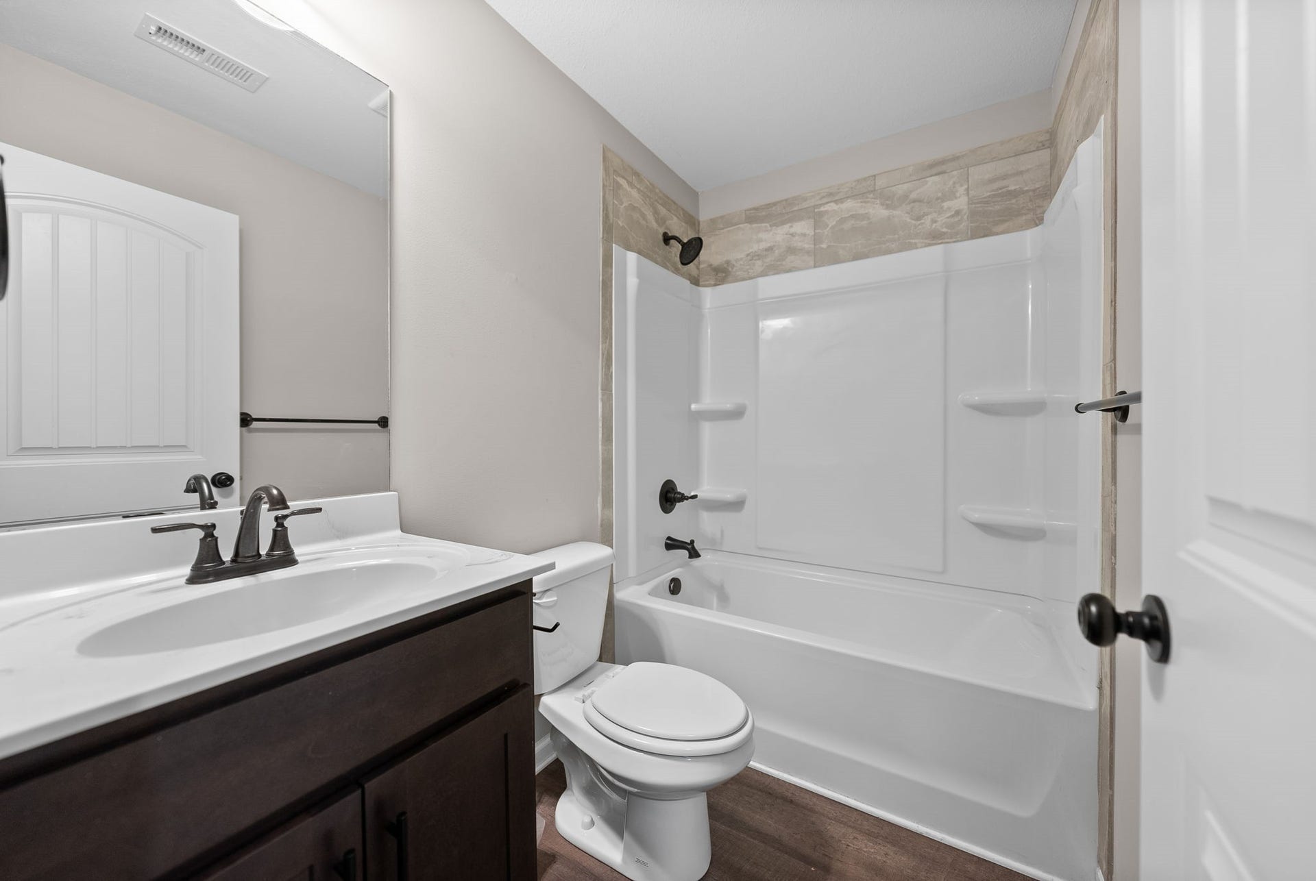 418 Peachers Mill Rd, #G1, Clarksville, TN 37042 418 Peachers Mill Rd, #G1, Clarksville, TN 37042