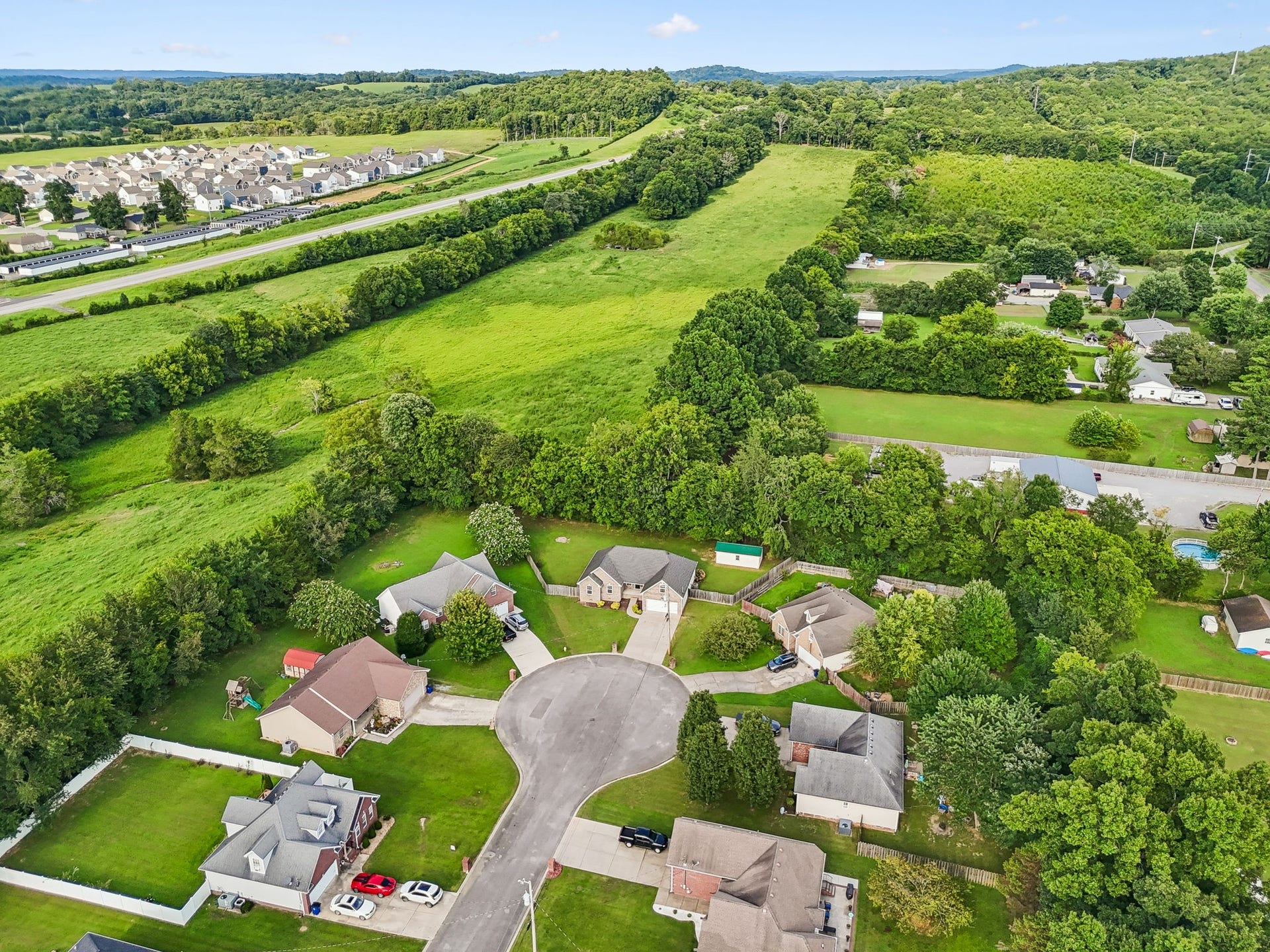 122 Raven Ct, Shelbyville, TN 37160 122 Raven Ct, Shelbyville, TN 37160