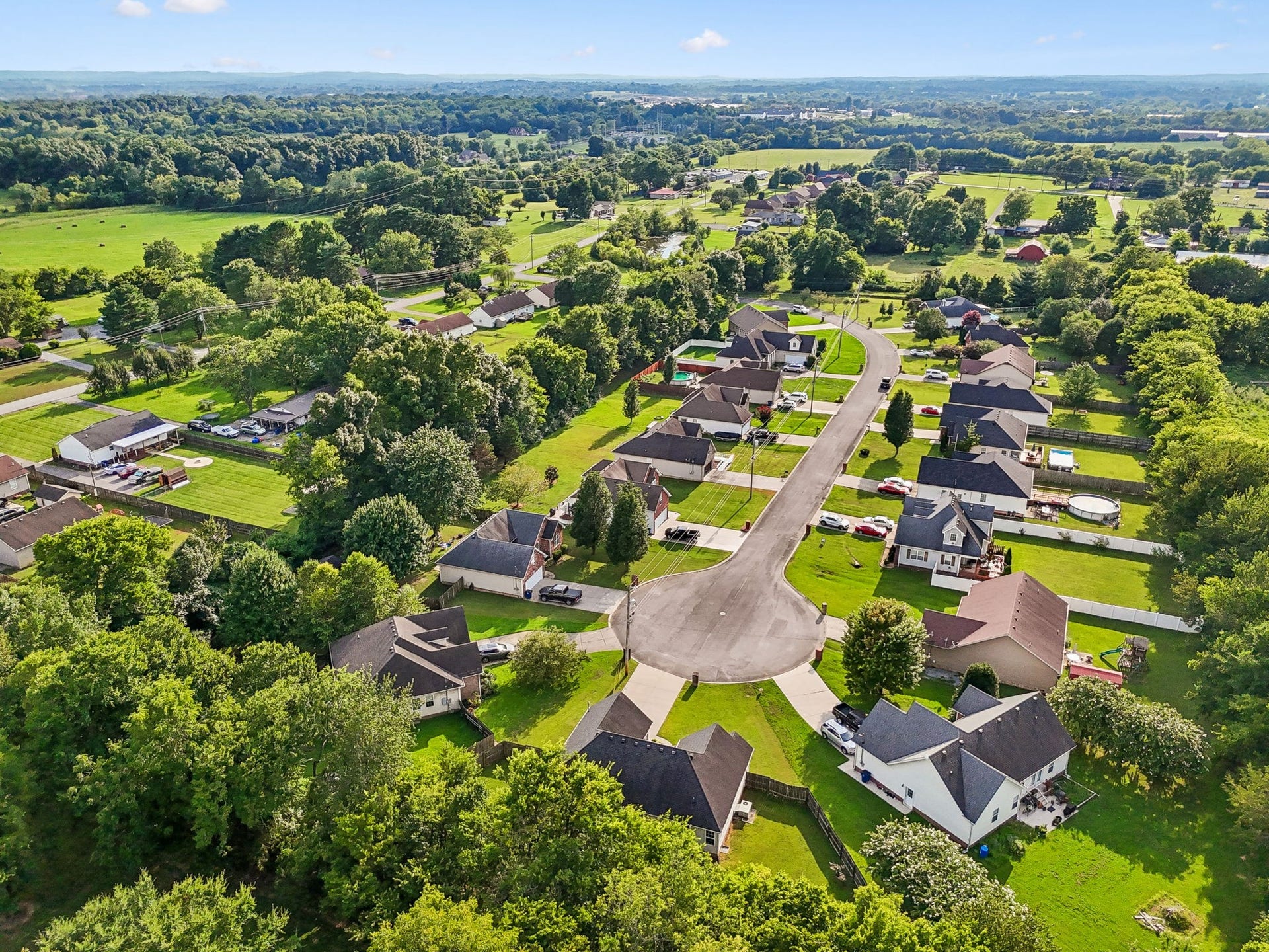 122 Raven Ct, Shelbyville, TN 37160 122 Raven Ct, Shelbyville, TN 37160