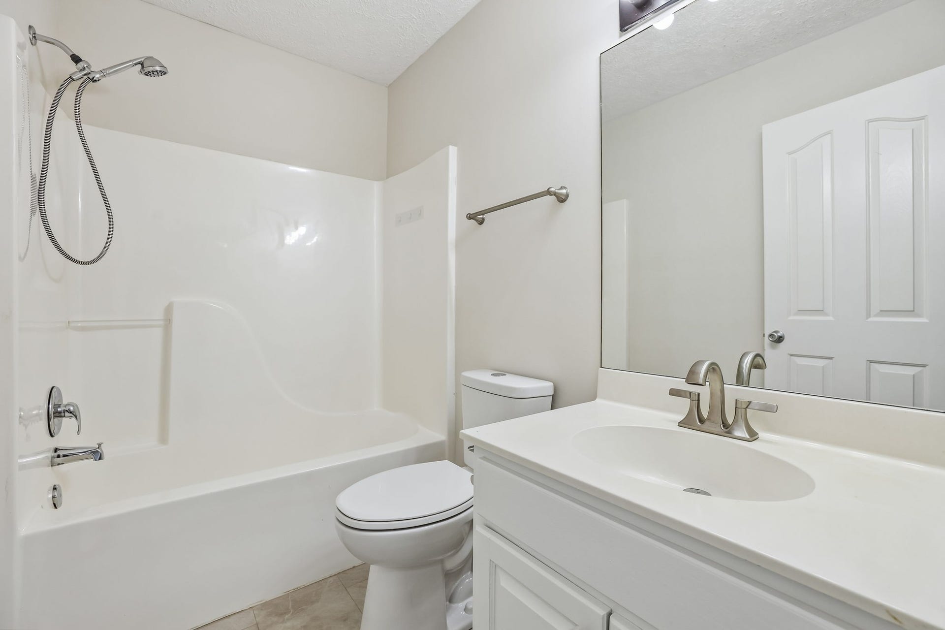 122 Raven Ct, Shelbyville, TN 37160 122 Raven Ct, Shelbyville, TN 37160