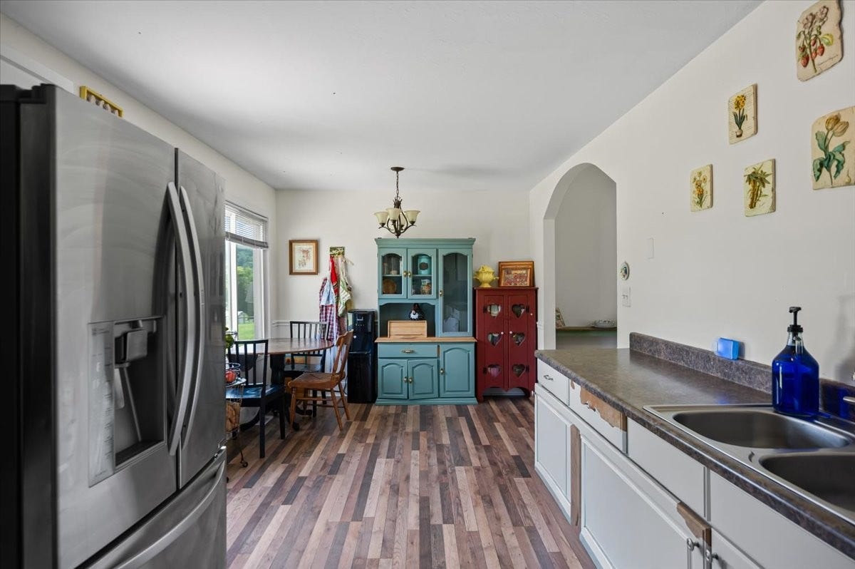 2454 Gene Fitzgerald Rd, Columbia, TN 38401 2454 Gene Fitzgerald Rd, Columbia, TN 38401