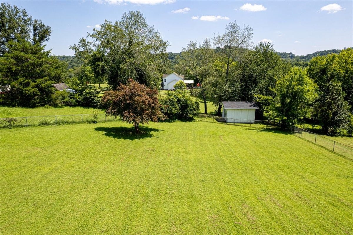 2454 Gene Fitzgerald Rd, Columbia, TN 38401 2454 Gene Fitzgerald Rd, Columbia, TN 38401