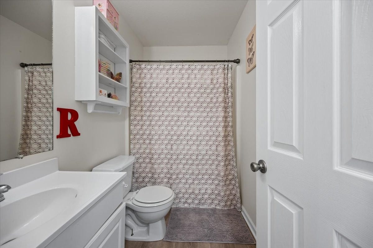 2454 Gene Fitzgerald Rd, Columbia, TN 38401 2454 Gene Fitzgerald Rd, Columbia, TN 38401