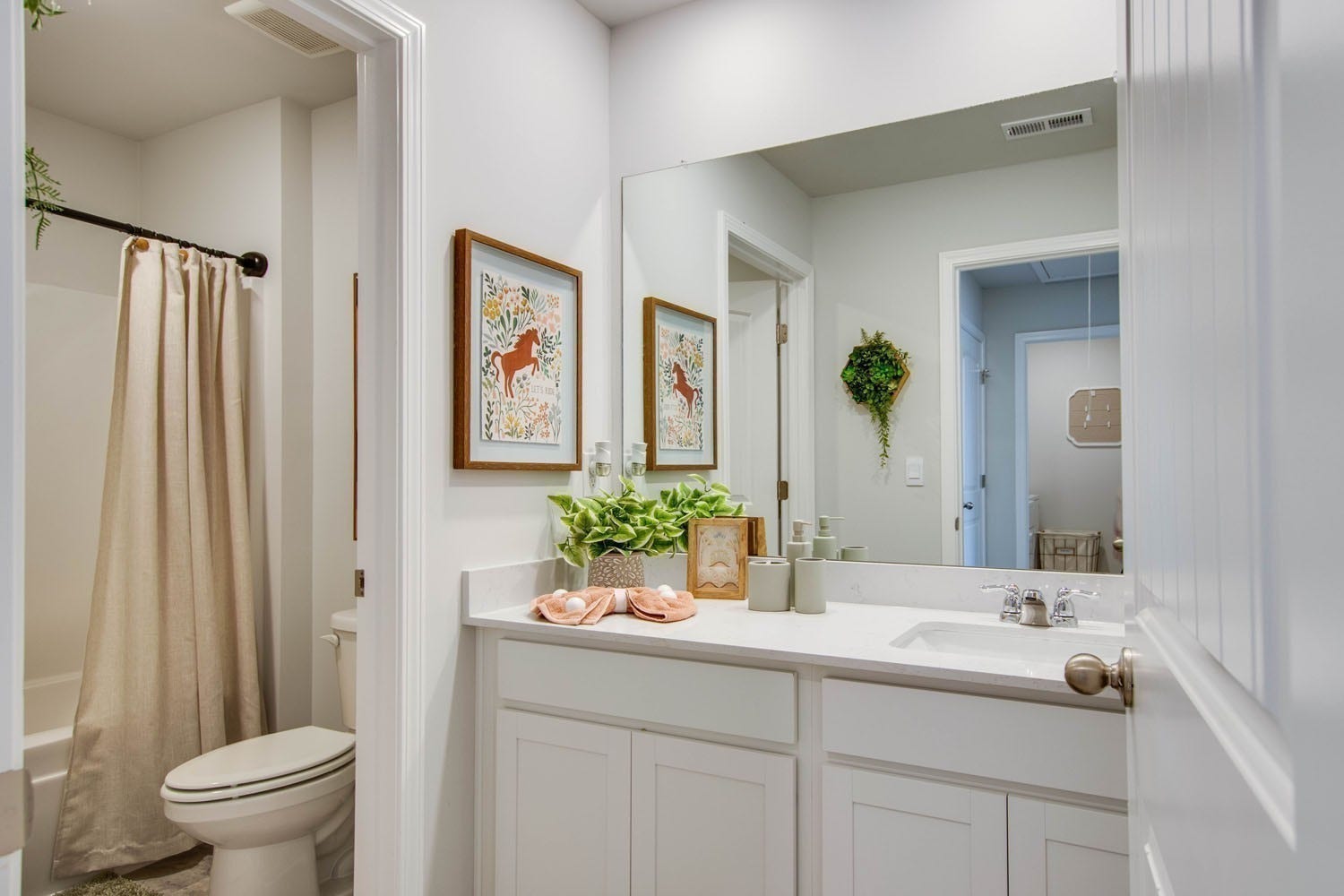 4922 Sandringham Lane, Murfreesboro, TN 37129 4922 Sandringham Lane, Murfreesboro, TN 37129