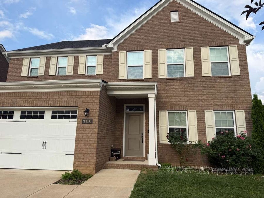 Property photo for 300 Finnegan Ct, Spring Hill, TN