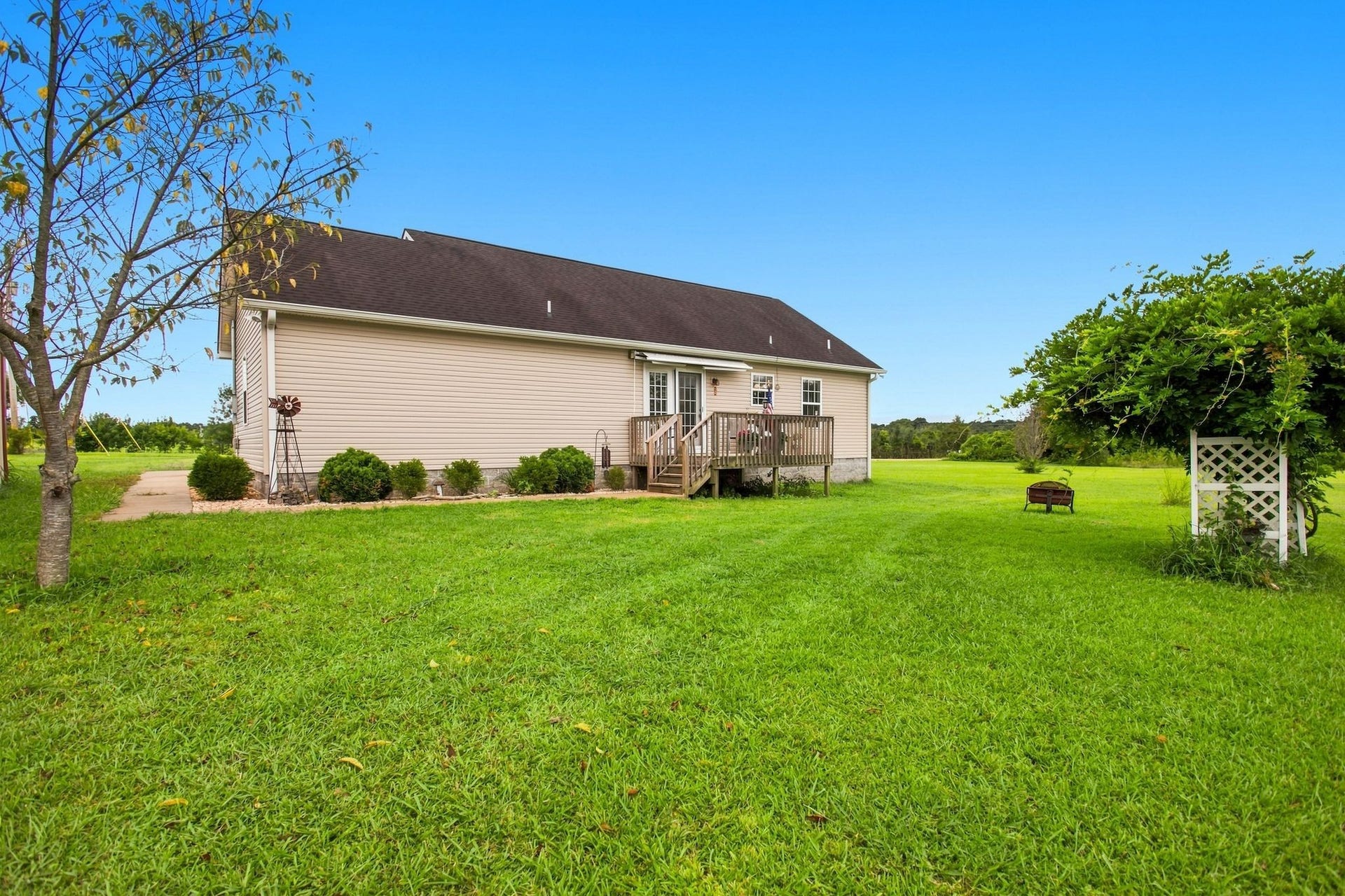 114 Gant Rd, Shelbyville, TN 37160 114 Gant Rd, Shelbyville, TN 37160