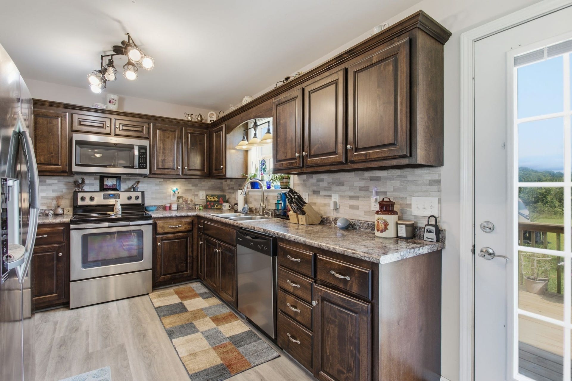 114 Gant Rd, Shelbyville, TN 37160 114 Gant Rd, Shelbyville, TN 37160