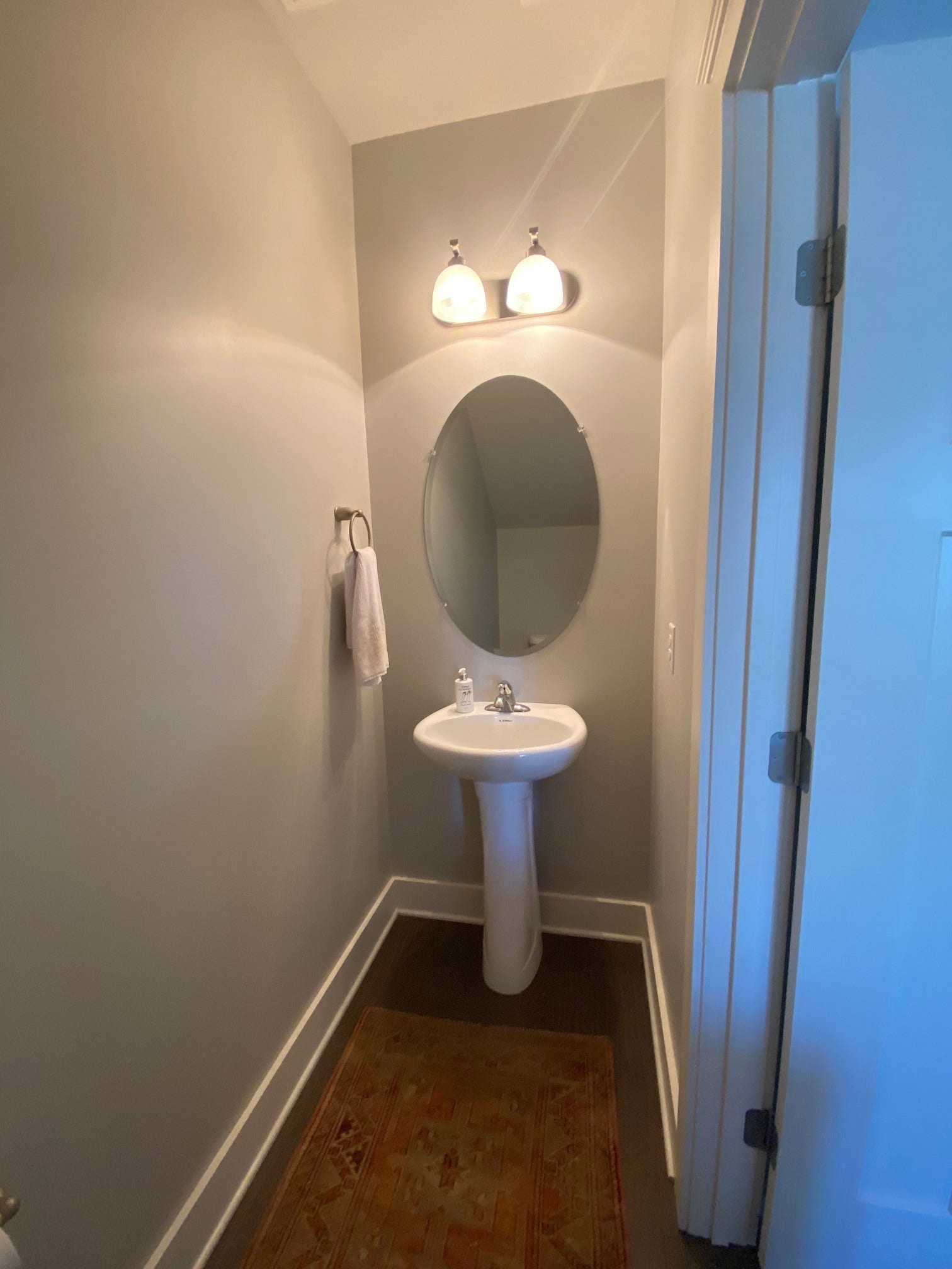 1511 57th Ave N, Nashville, TN 37209 1511 57th Ave N, Nashville, TN 37209