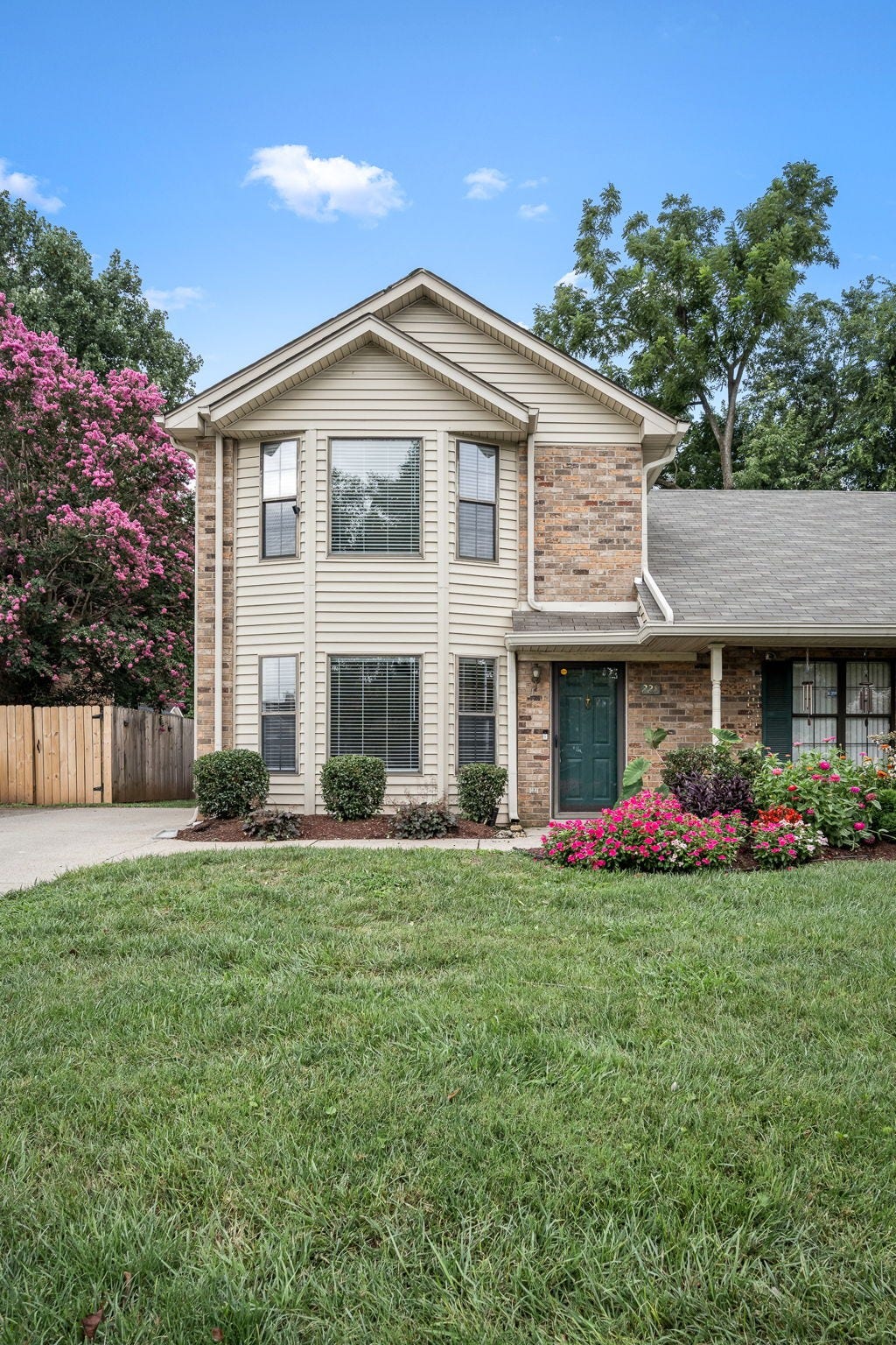 228 Hillside Ct, Murfreesboro, TN 37130 228 Hillside Ct, Murfreesboro, TN 37130