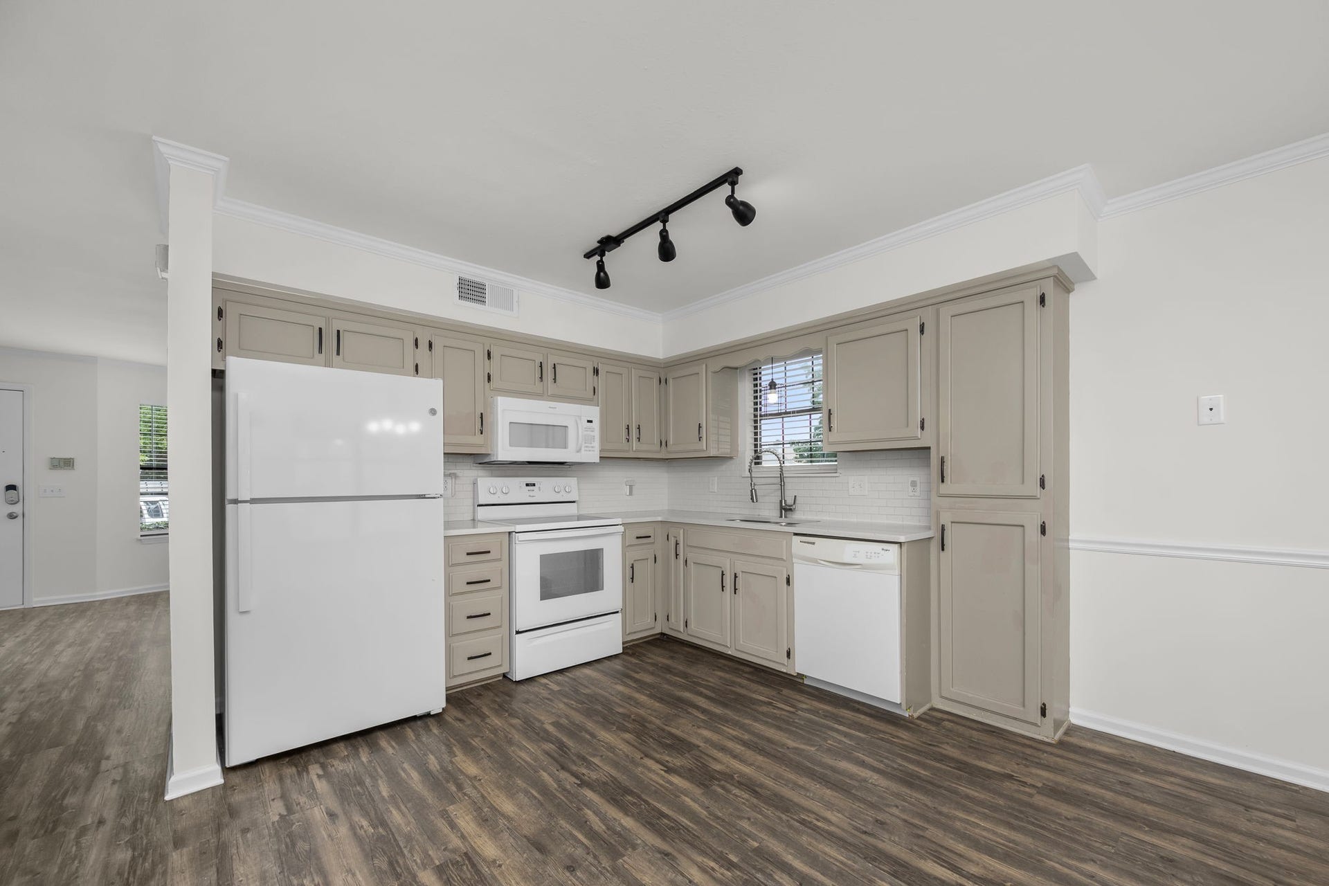 228 Hillside Ct, Murfreesboro, TN 37130 228 Hillside Ct, Murfreesboro, TN 37130