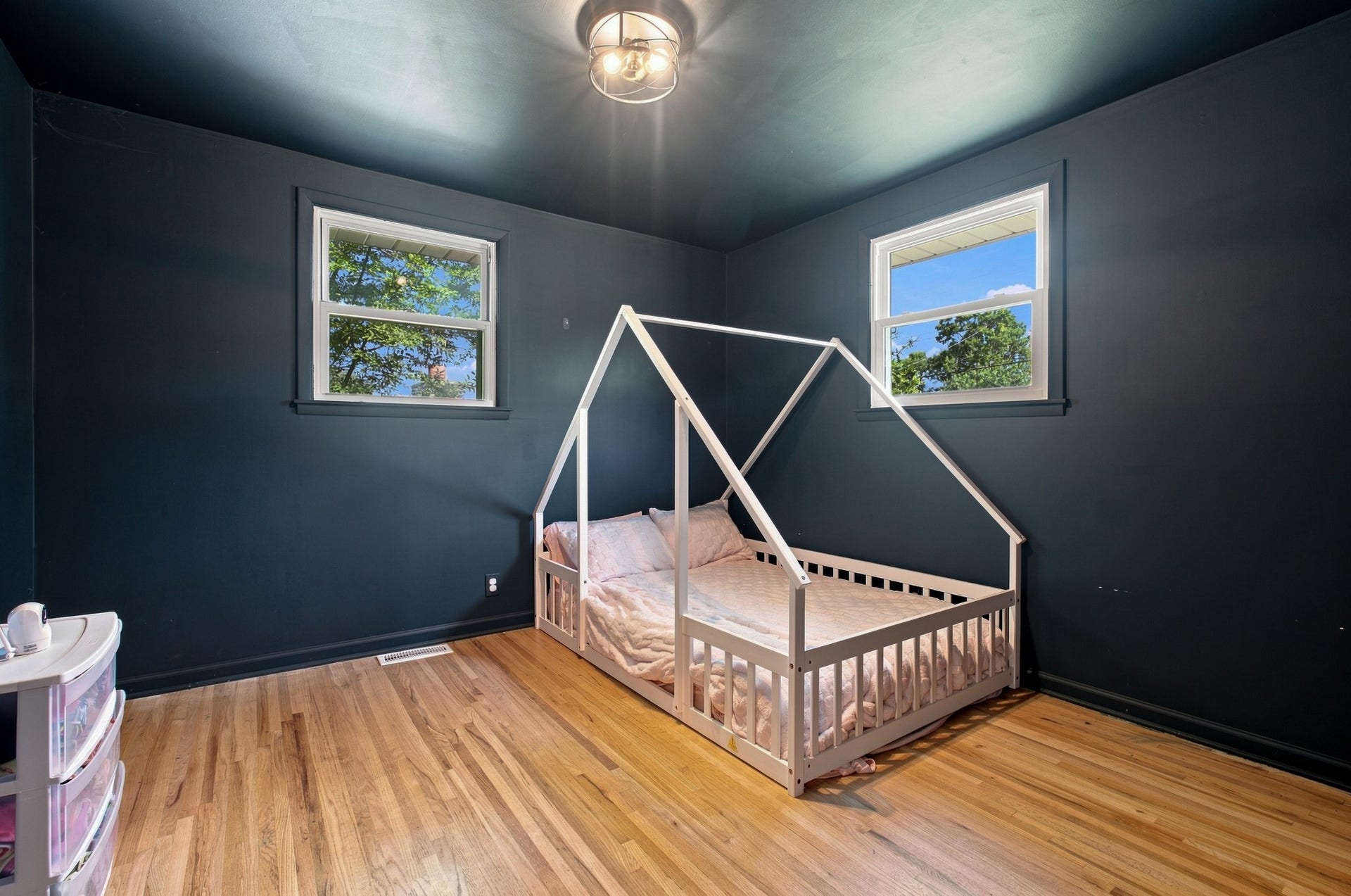 3312 Masonwood Dr, Nashville, TN 37207 This versatile secondary bedroom offers abundant natural light, hardwood floors, and ample space for a bedroom, nursery, playroom, or home office.