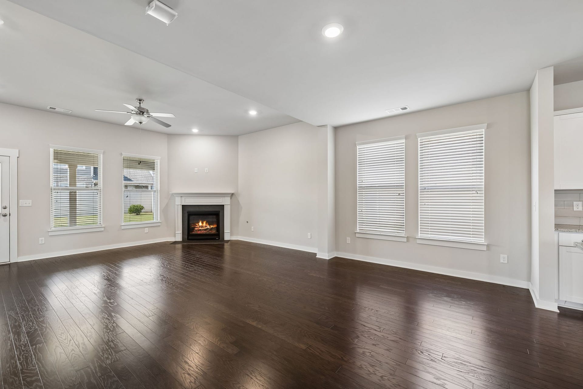 854 Sapphire Dr, Murfreesboro, TN 37128 854 Sapphire Dr, Murfreesboro, TN 37128