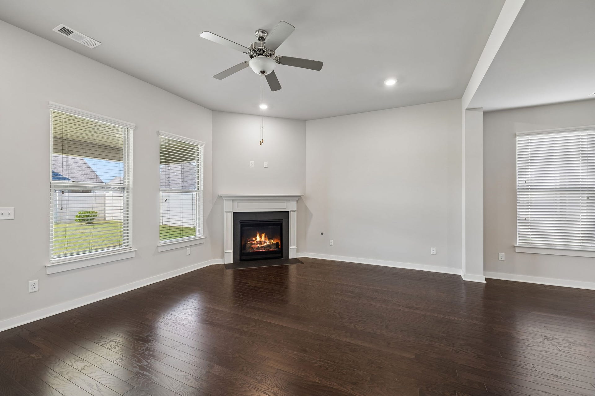 854 Sapphire Dr, Murfreesboro, TN 37128 854 Sapphire Dr, Murfreesboro, TN 37128