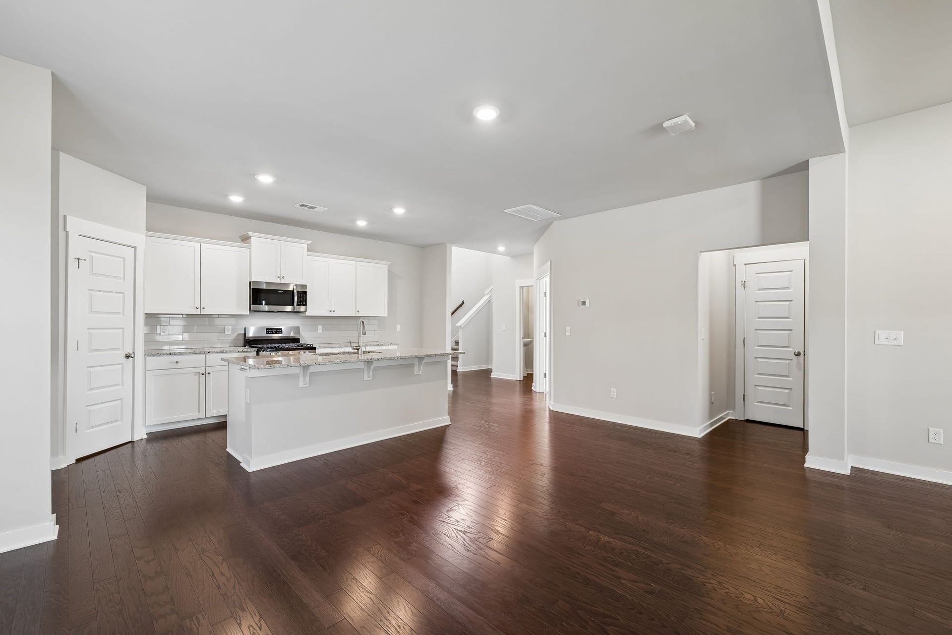 854 Sapphire Dr, Murfreesboro, TN 37128 854 Sapphire Dr, Murfreesboro, TN 37128