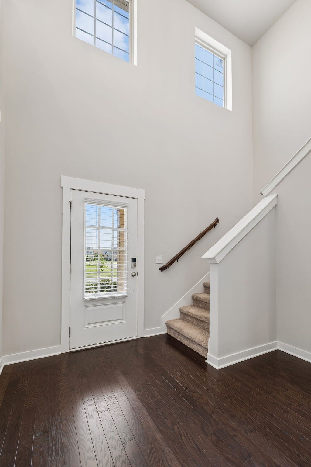 854 Sapphire Dr, Murfreesboro, TN 37128 854 Sapphire Dr, Murfreesboro, TN 37128