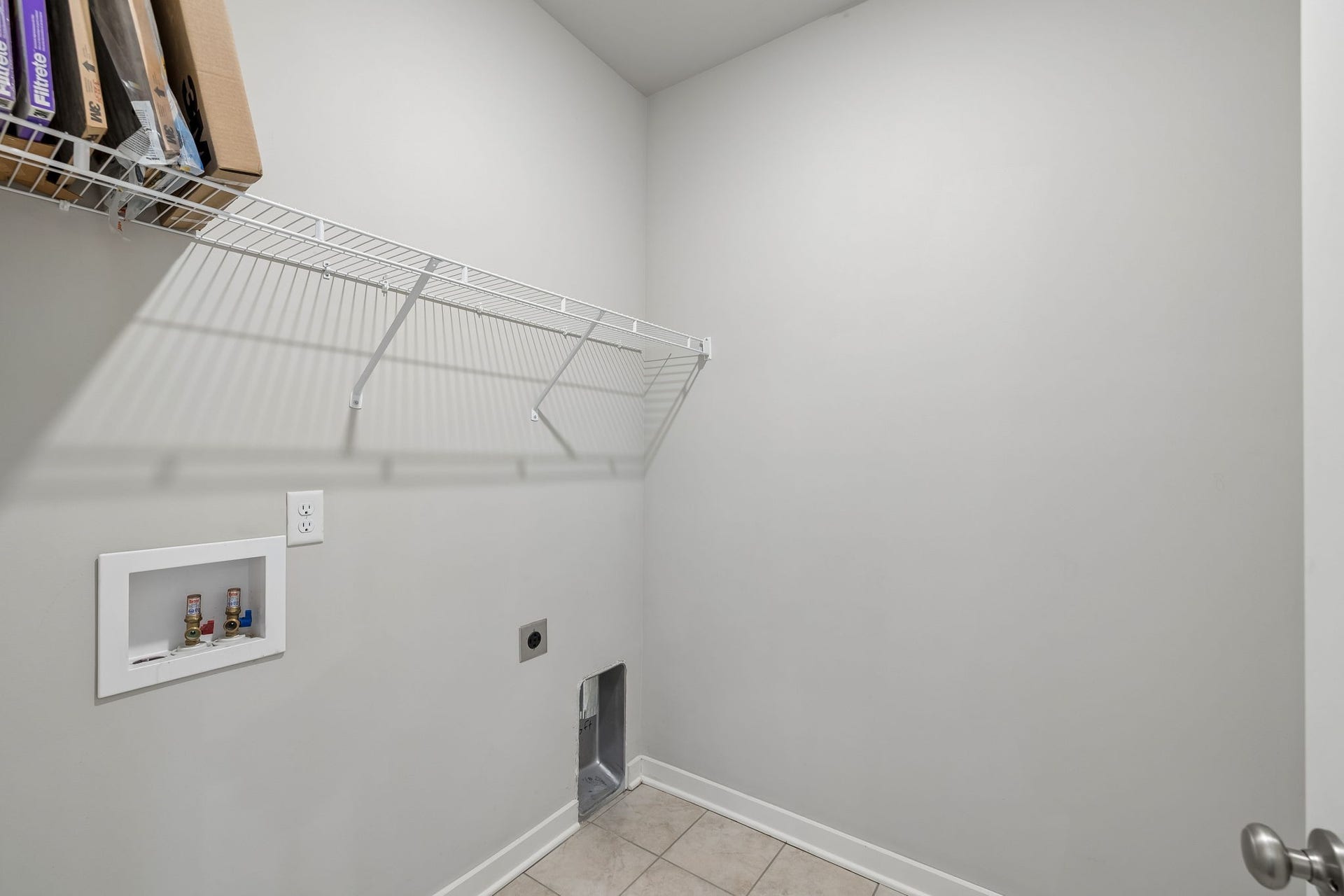 854 Sapphire Dr, Murfreesboro, TN 37128 854 Sapphire Dr, Murfreesboro, TN 37128