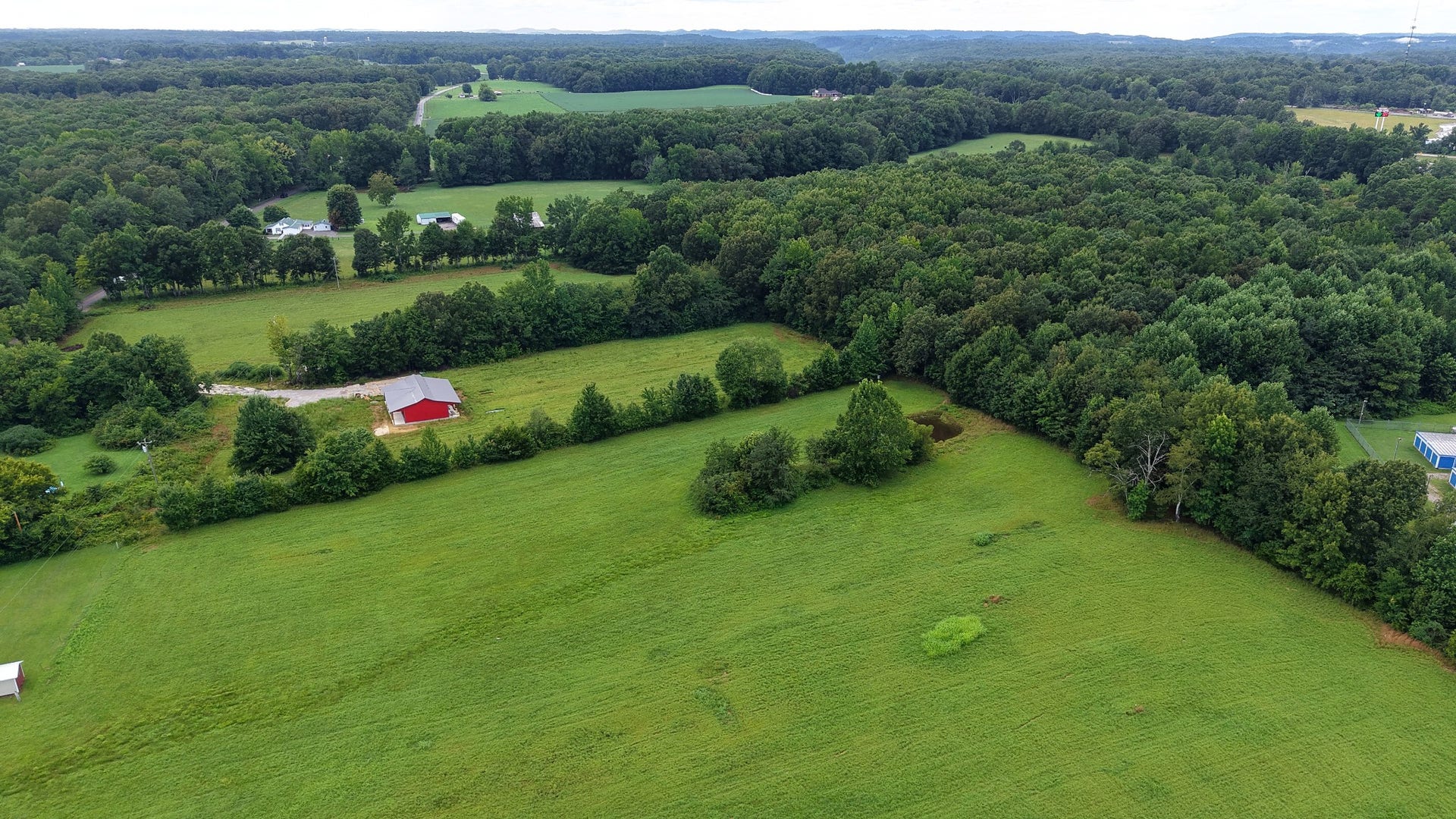 300 Sixteenth Model Rd, Manchester, TN 37355 300 Sixteenth Model Rd, Manchester, TN 37355