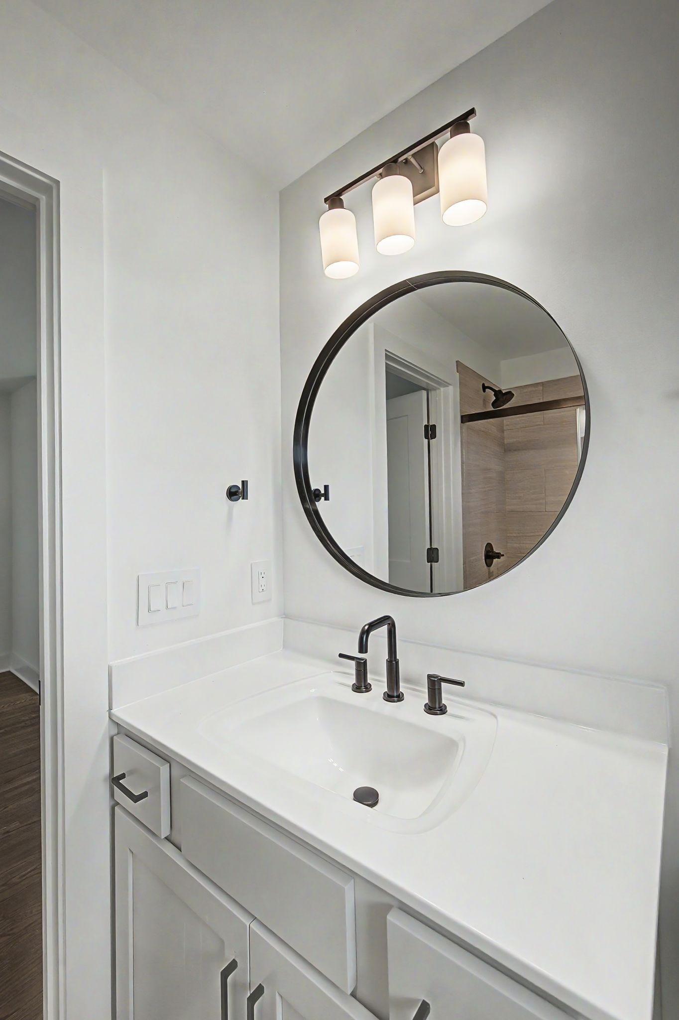 1205 Saint Marys Ln, Nashville, TN 37218 1205 Saint Marys Ln, Nashville, TN 37218