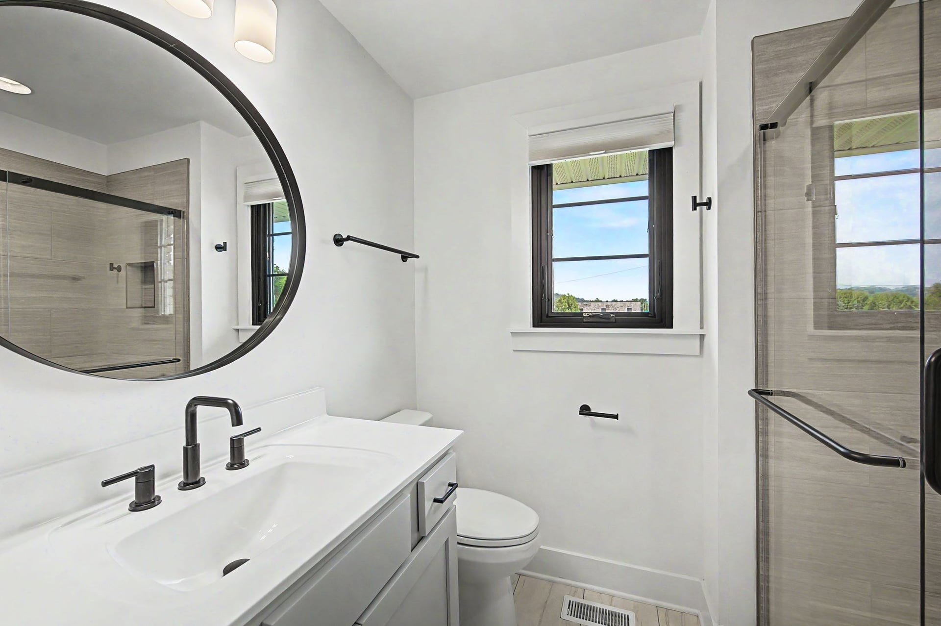 1205 Saint Marys Ln, Nashville, TN 37218 1205 Saint Marys Ln, Nashville, TN 37218