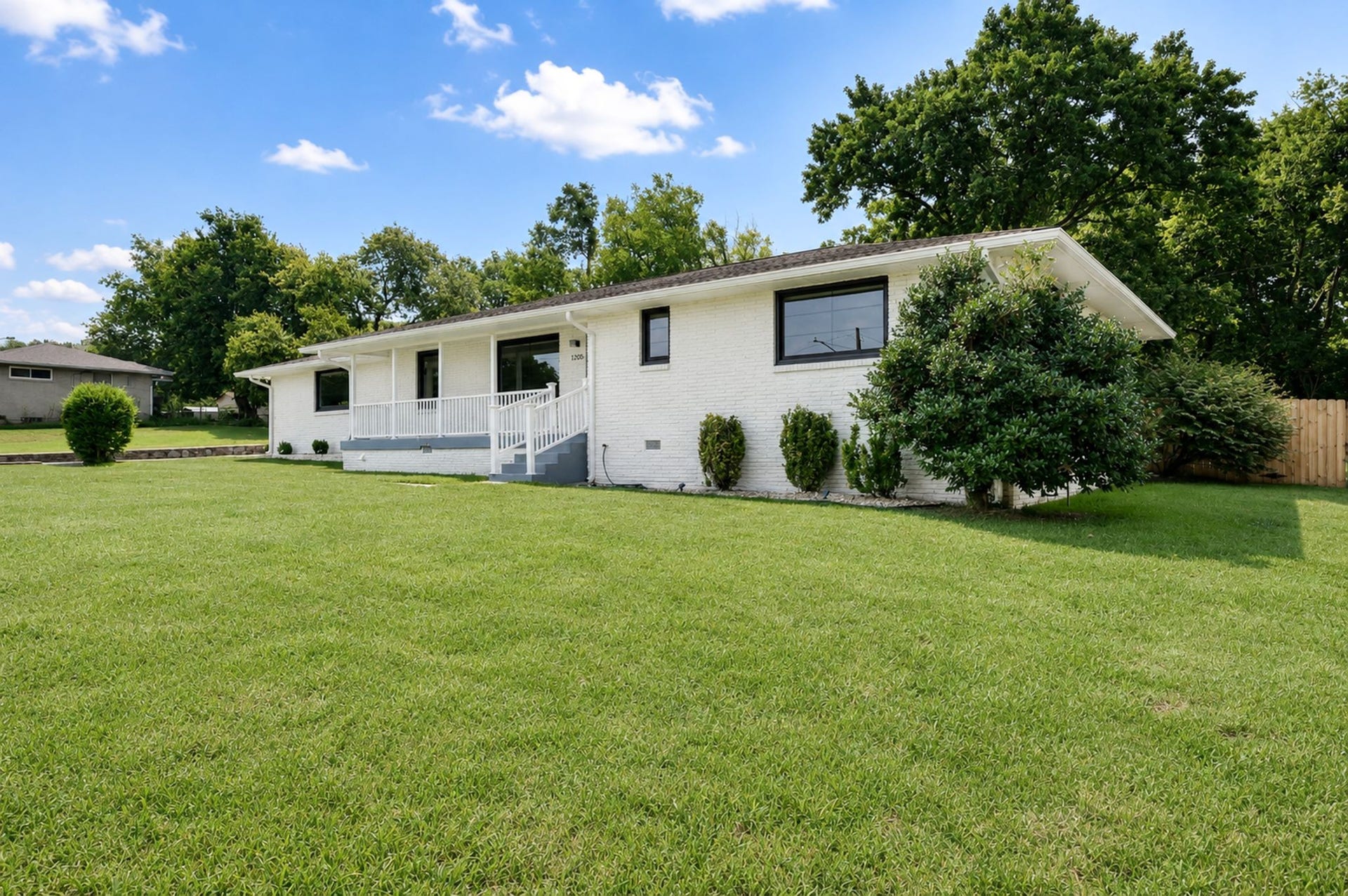 1205 Saint Marys Ln, Nashville, TN 37218 1205 Saint Marys Ln, Nashville, TN 37218