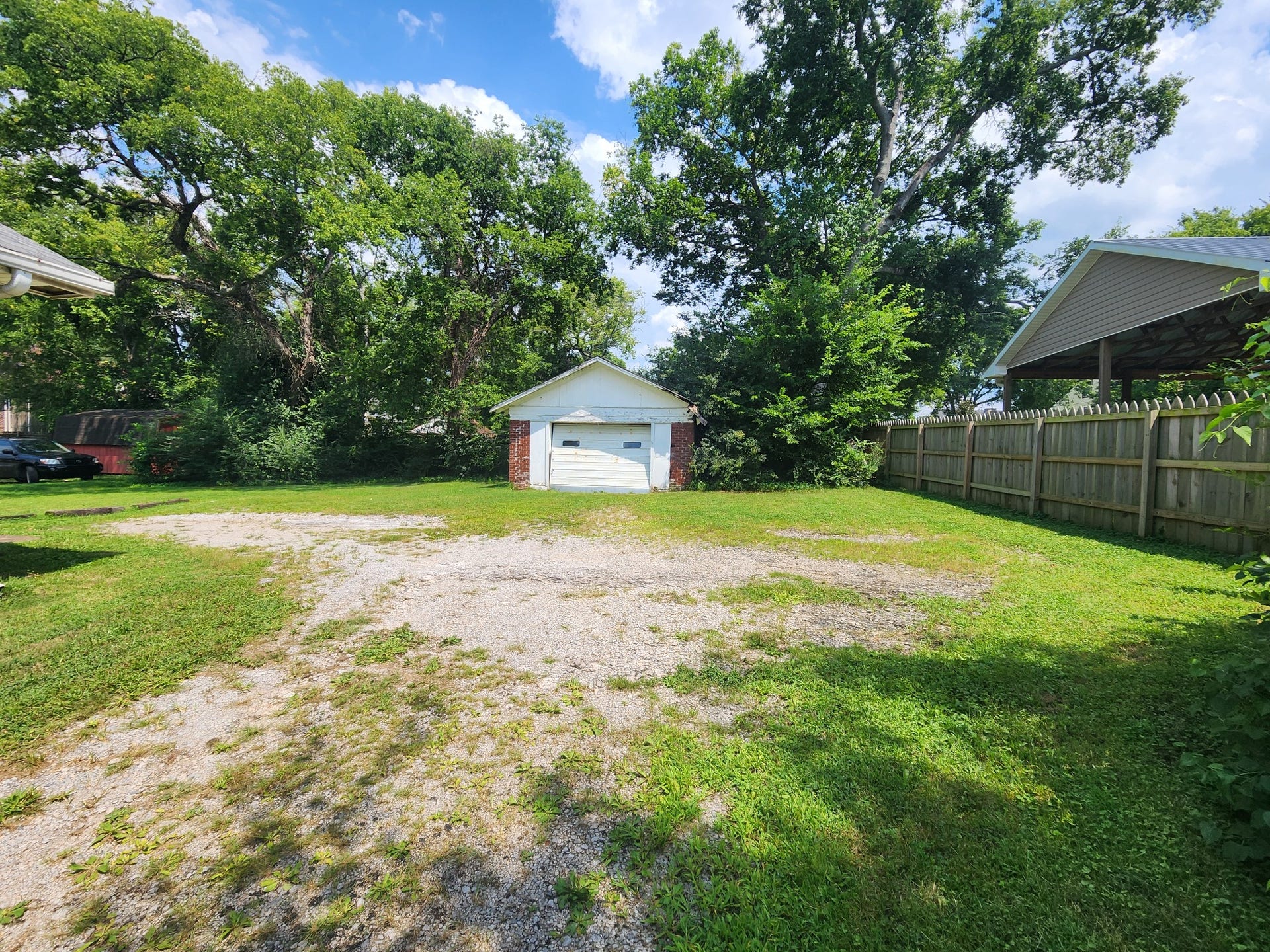 805 Blackburn Ln, Columbia, TN 38401 805 Blackburn Ln, Columbia, TN 38401