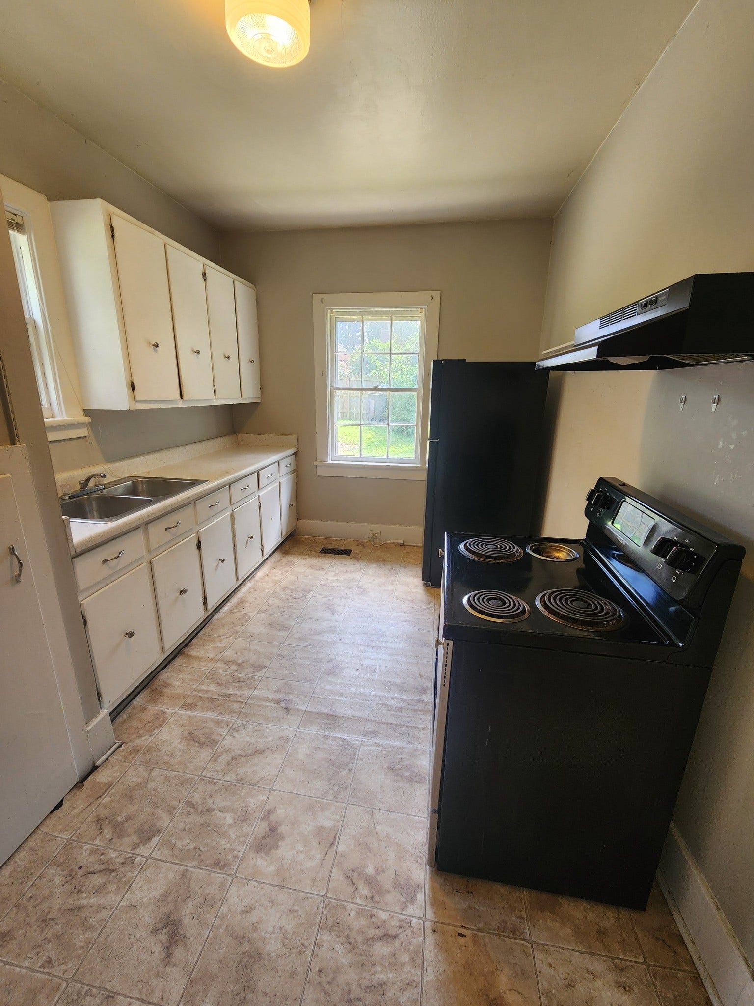 805 Blackburn Ln, Columbia, TN 38401 805 Blackburn Ln, Columbia, TN 38401