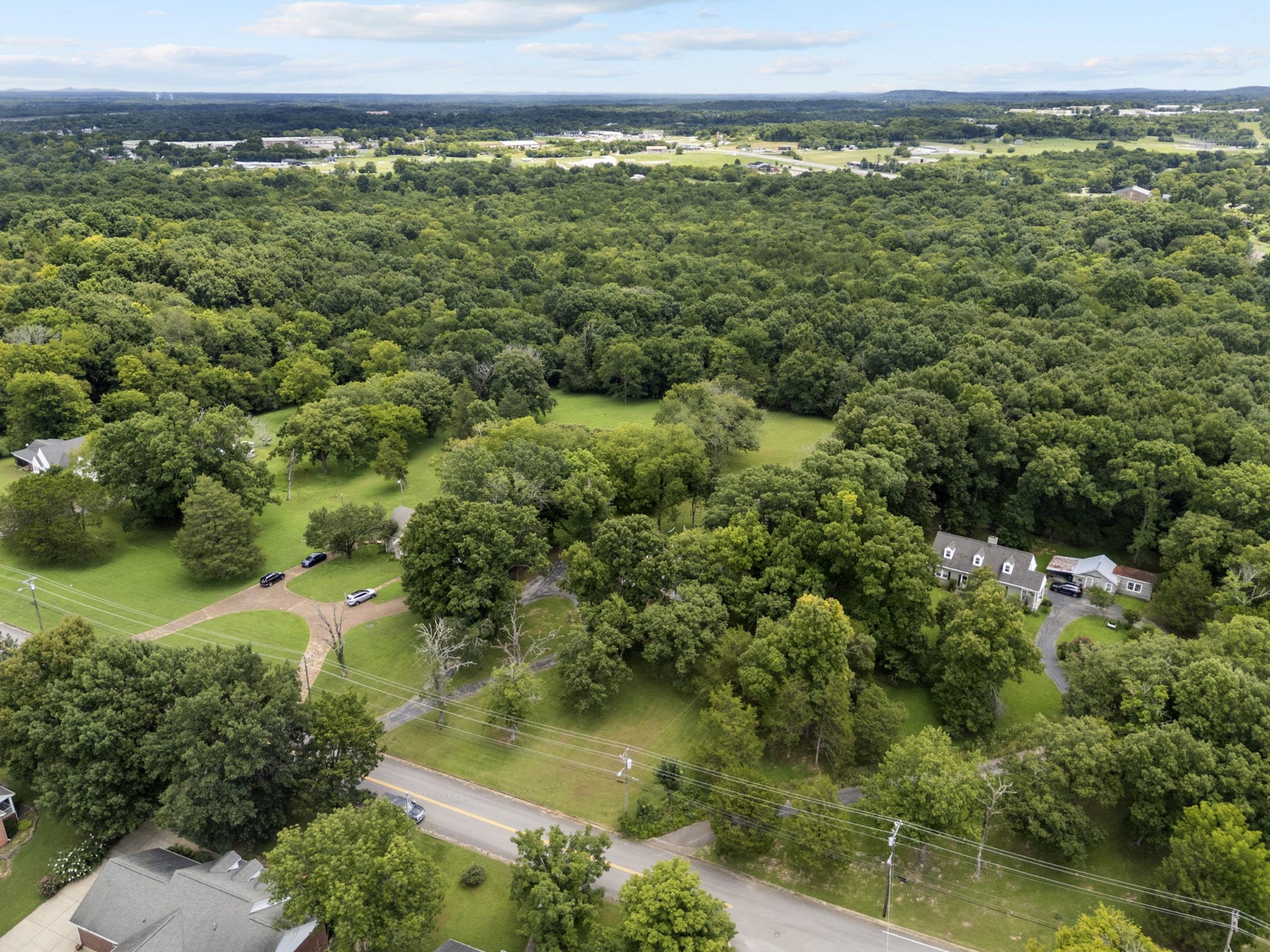 971 Yell Rd, Lewisburg, TN 37091