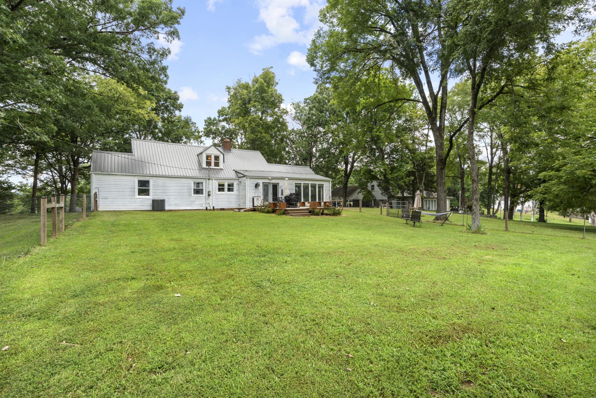 971 Yell Rd, Lewisburg, TN 37091