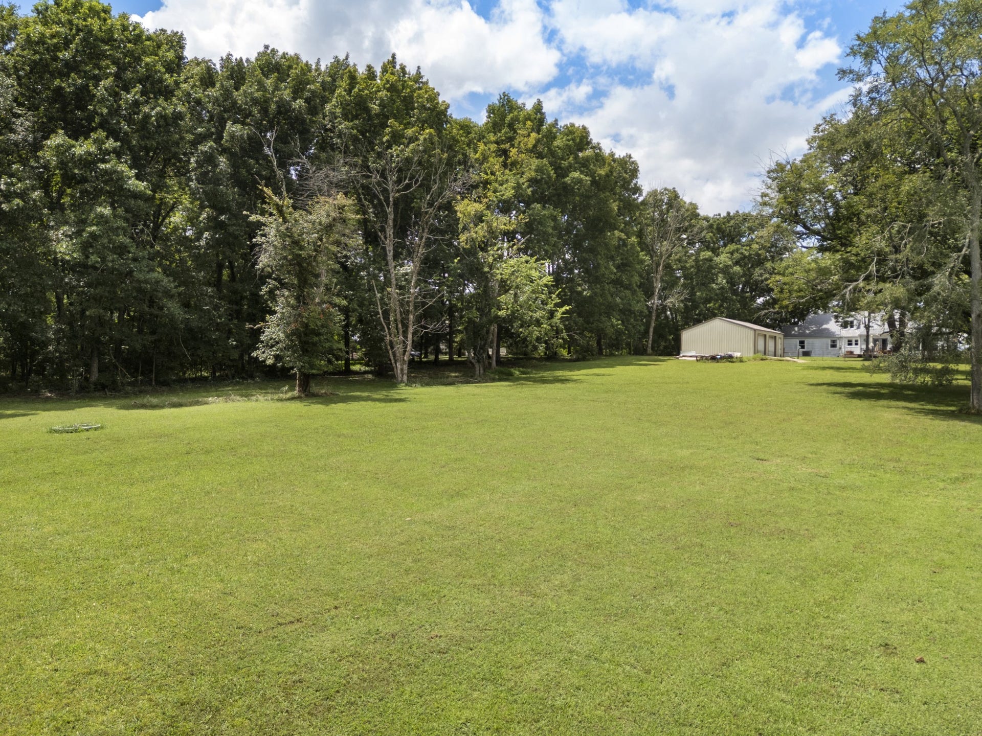 971 Yell Rd, Lewisburg, TN 37091