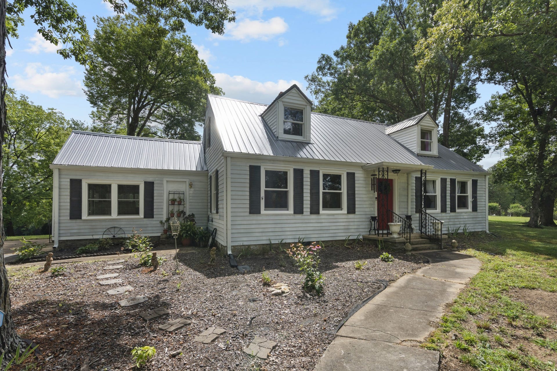 971 Yell Rd, Lewisburg, TN 37091