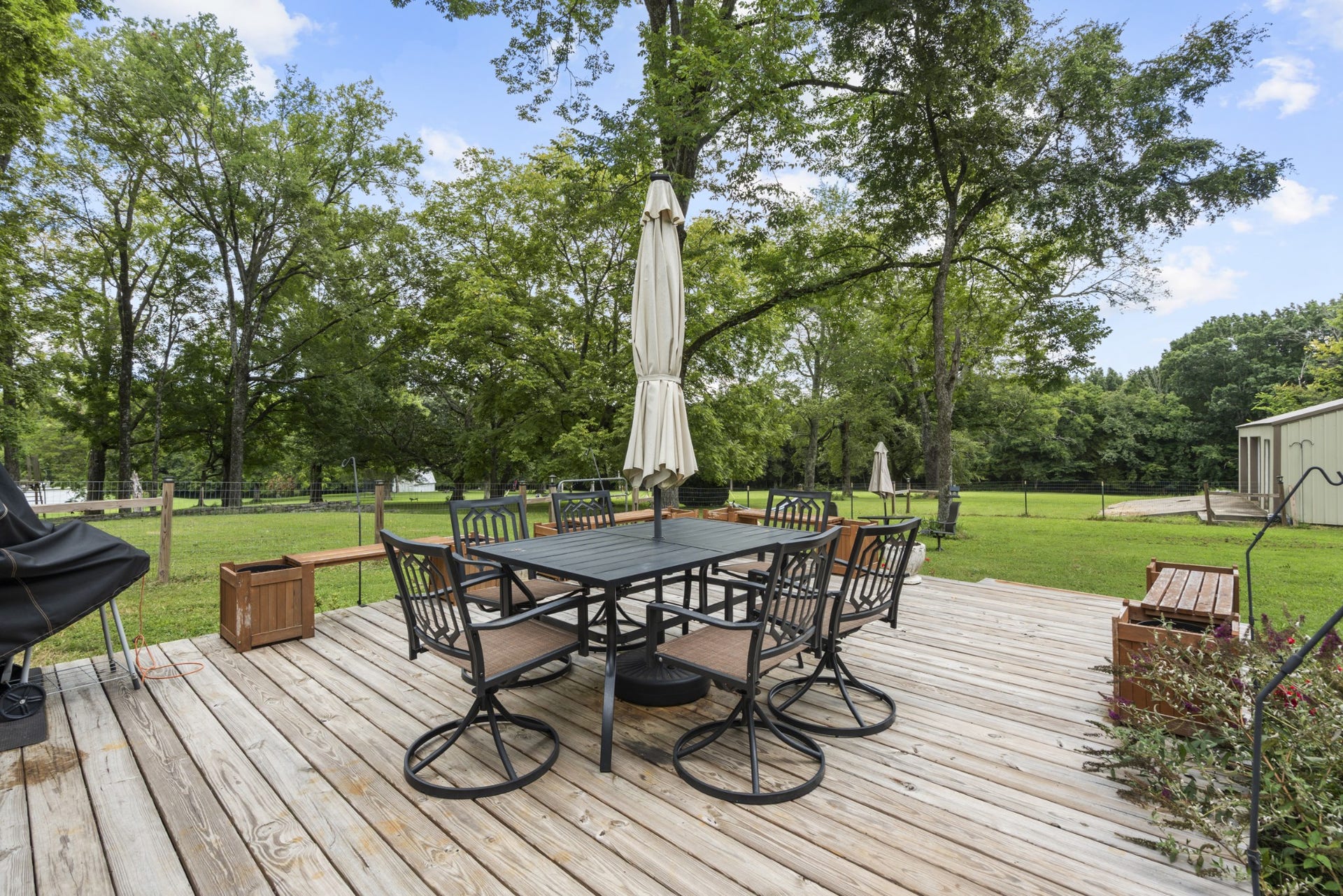 971 Yell Rd, Lewisburg, TN 37091