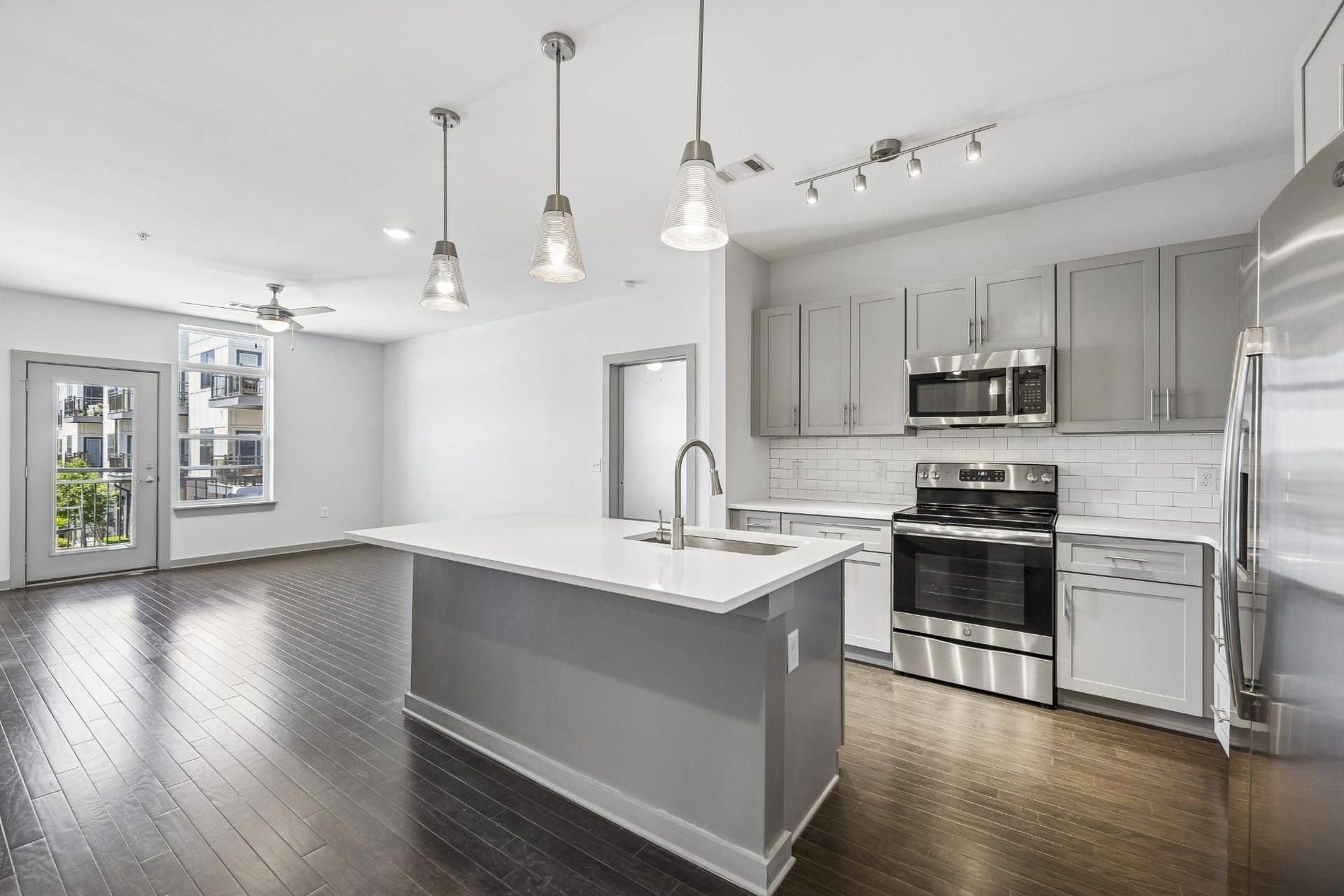 1638 54th Ave N, #202, Nashville, TN 37209 1638 54th Ave N, #202, Nashville, TN 37209