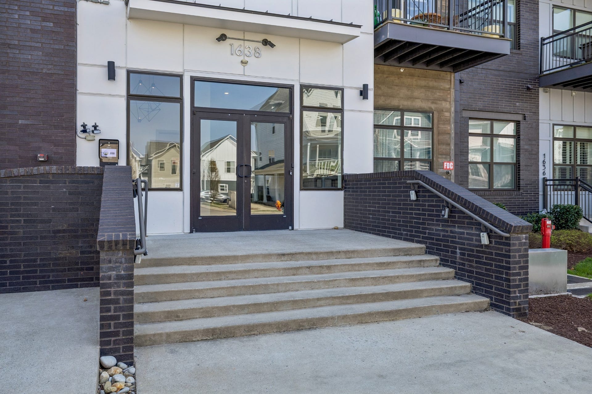 1638 54th Ave N, #202, Nashville, TN 37209 1638 54th Ave N, #202, Nashville, TN 37209