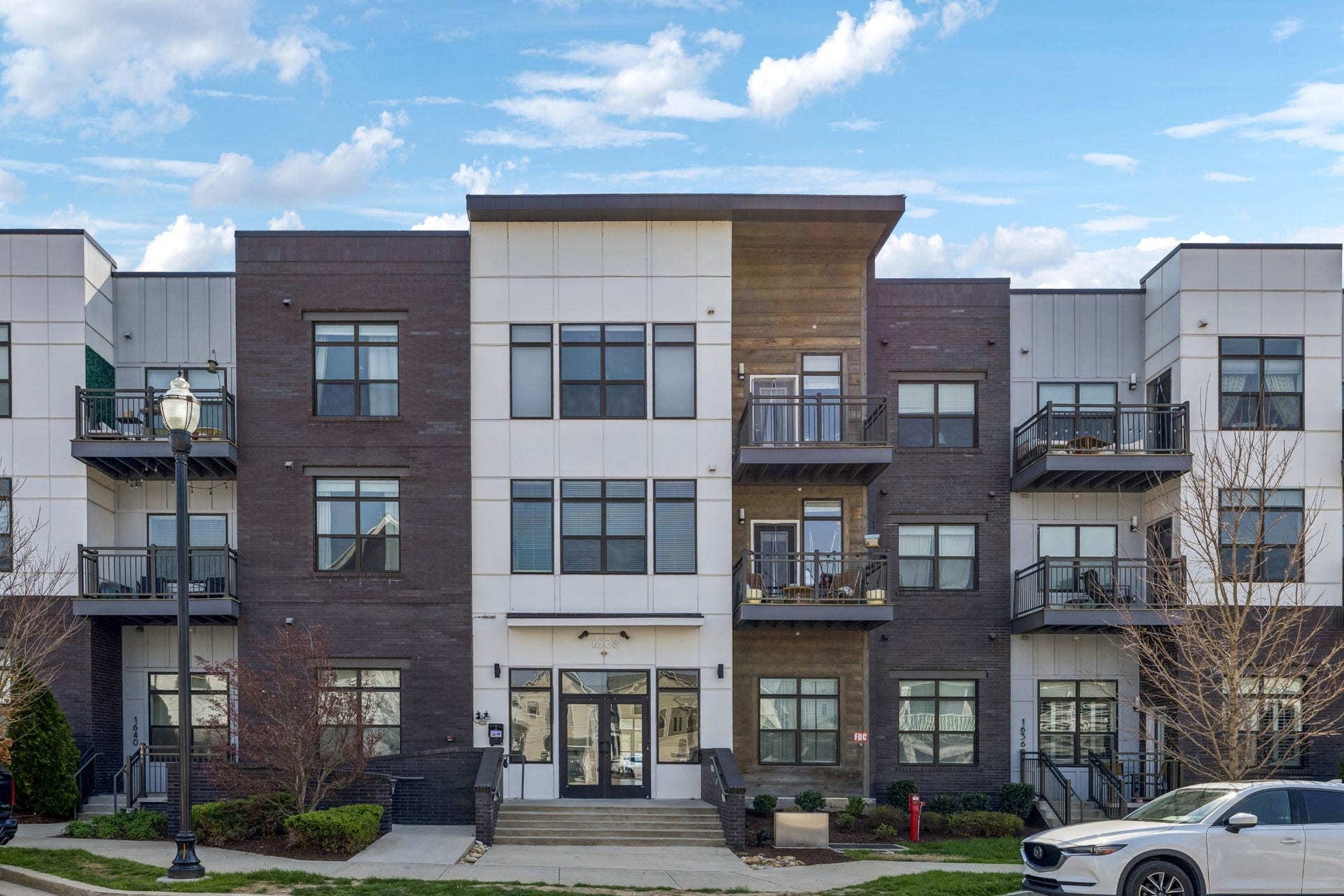 1638 54th Ave N, #202, Nashville, TN 37209 1638 54th Ave N, #202, Nashville, TN 37209