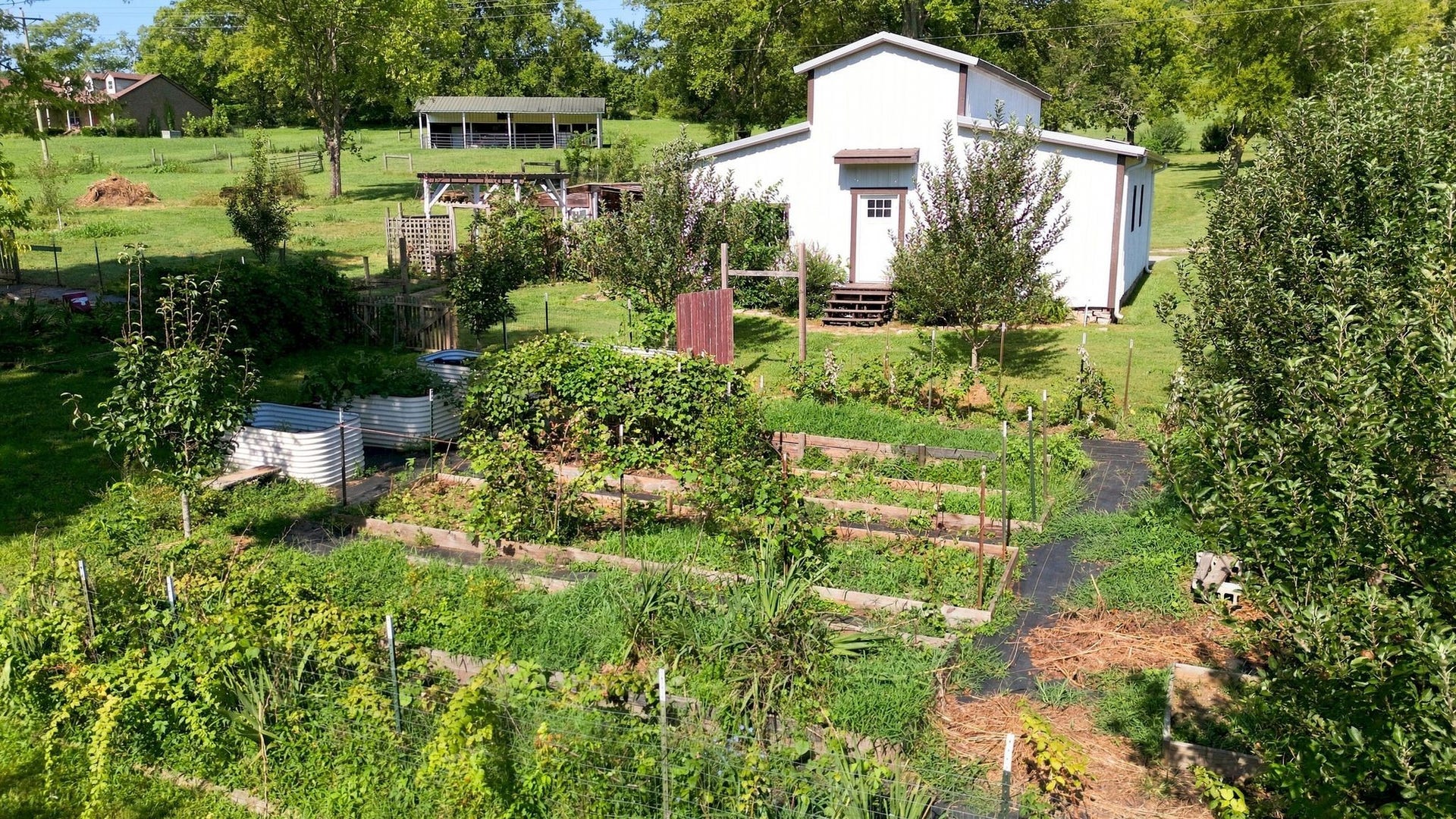 4824 Campbellsville Pike, Columbia, TN 38401 4824 Campbellsville Pike, Columbia, TN 38401