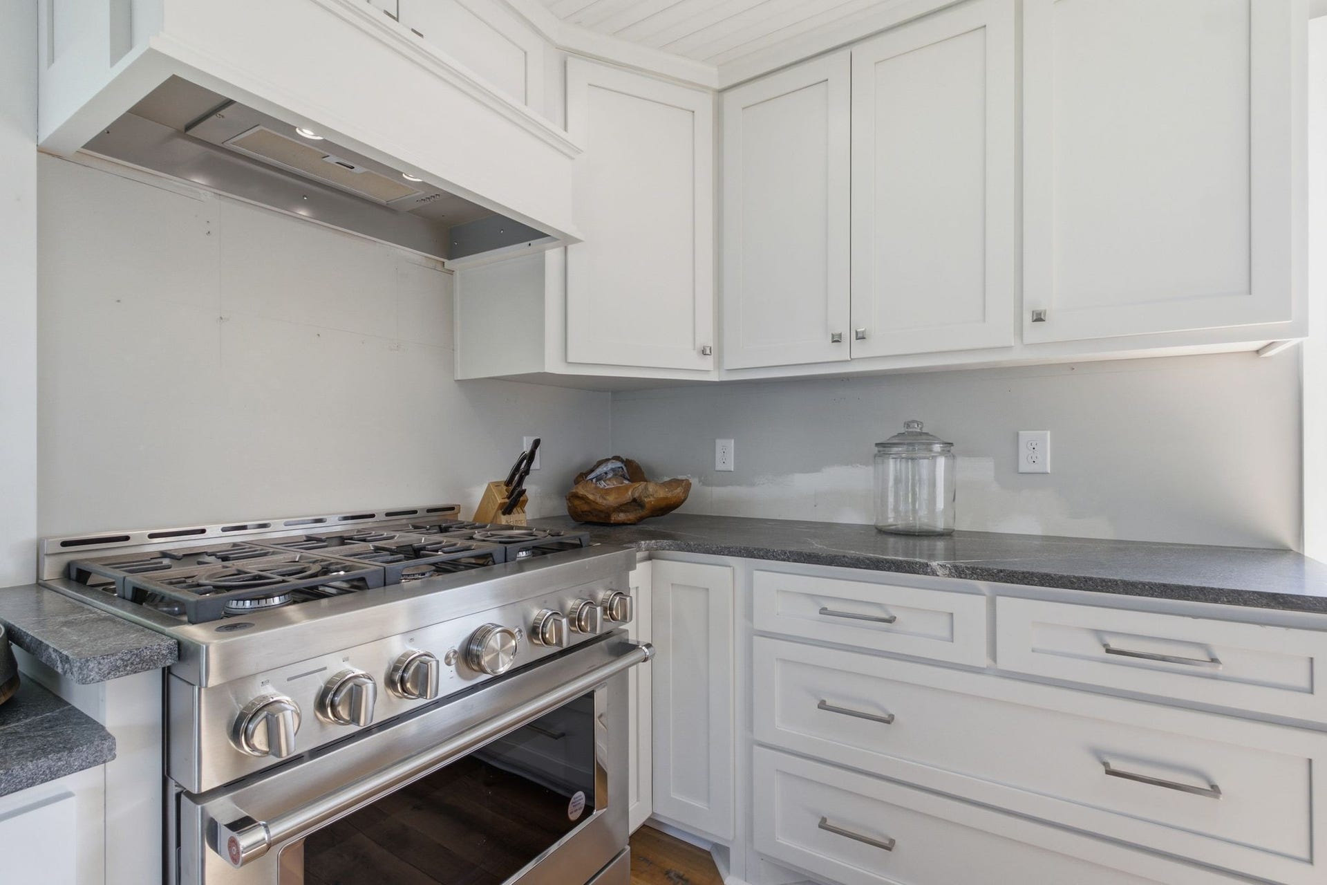 4824 Campbellsville Pike, Columbia, TN 38401 4824 Campbellsville Pike, Columbia, TN 38401