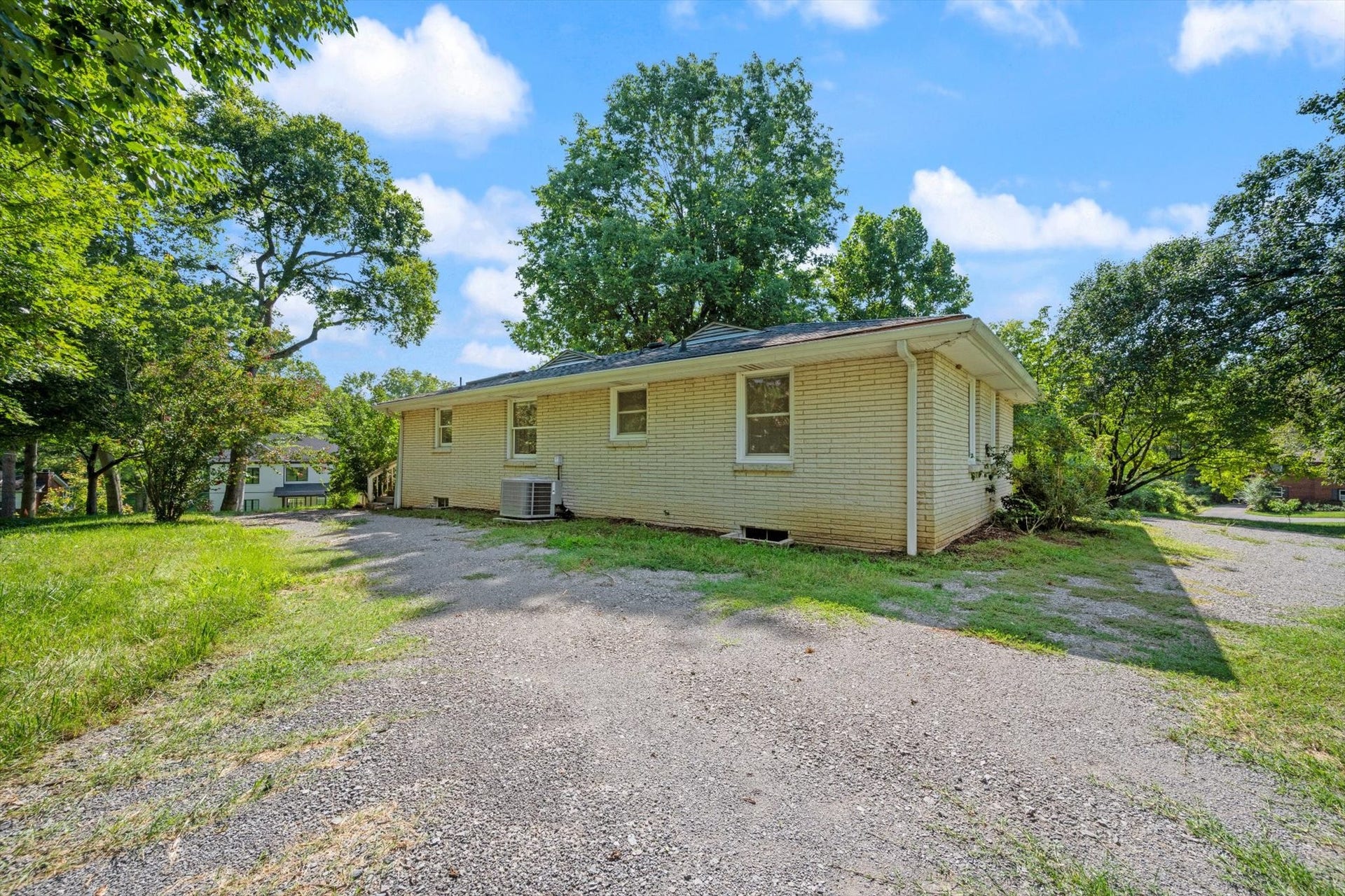 4921 Timberdale Dr, Nashville, TN 37211 4921 Timberdale Dr, Nashville, TN 37211