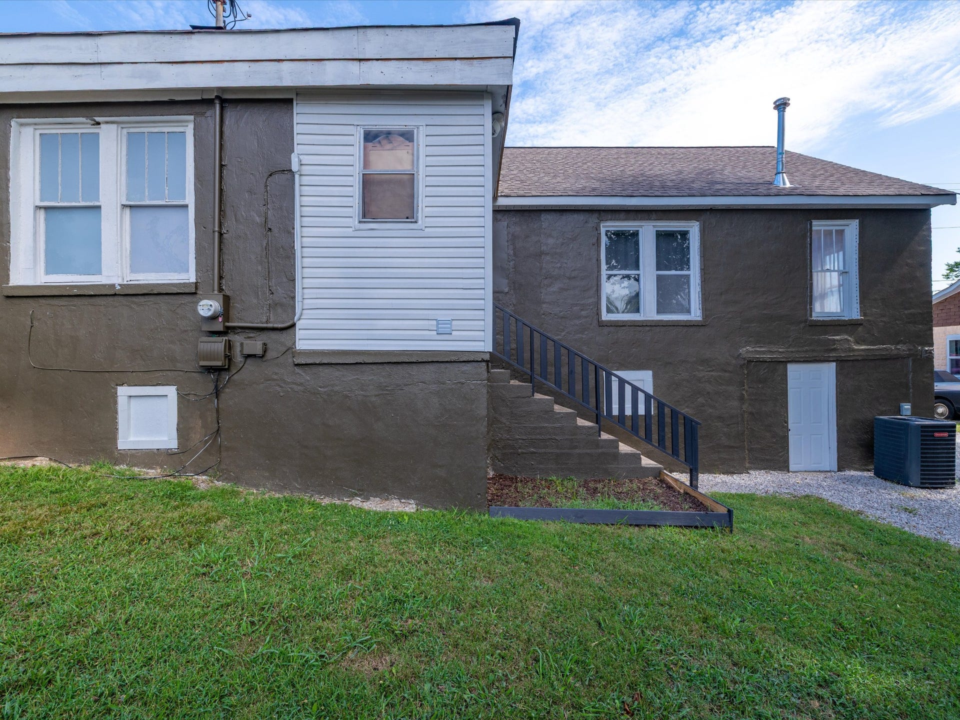 110 E Merchant St, Mount Pleasant, TN 38474 110 E Merchant St, Mount Pleasant, TN 38474