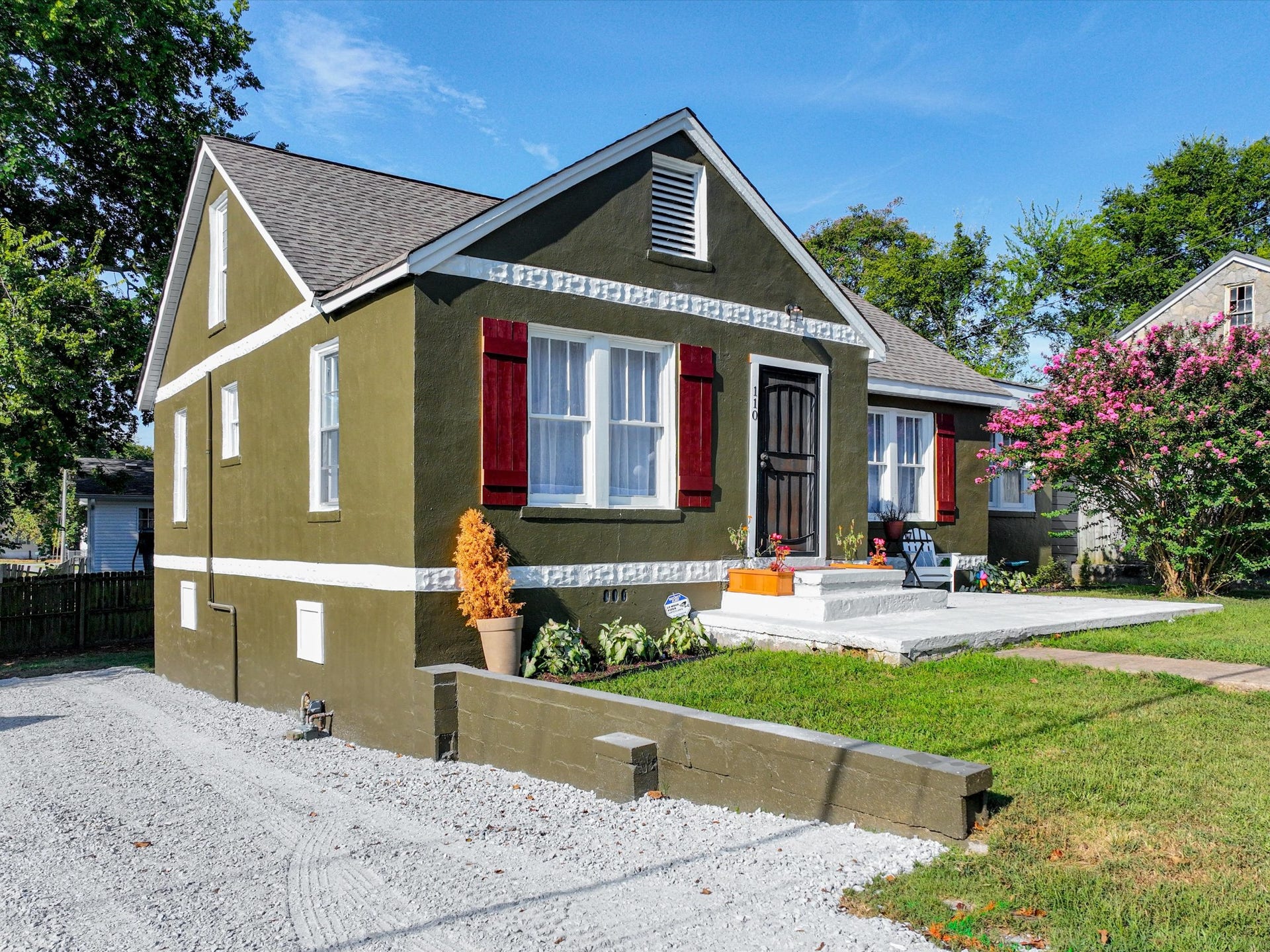 110 E Merchant St, Mount Pleasant, TN 38474 110 E Merchant St, Mount Pleasant, TN 38474