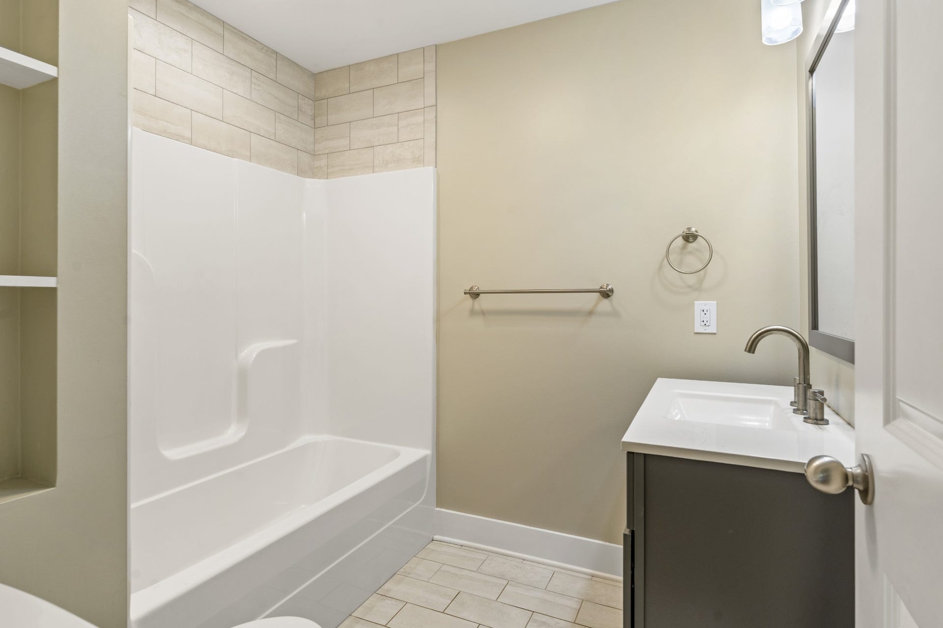6541 Kari Dr, Murfreesboro, TN 37129 6541 Kari Dr, Murfreesboro, TN 37129