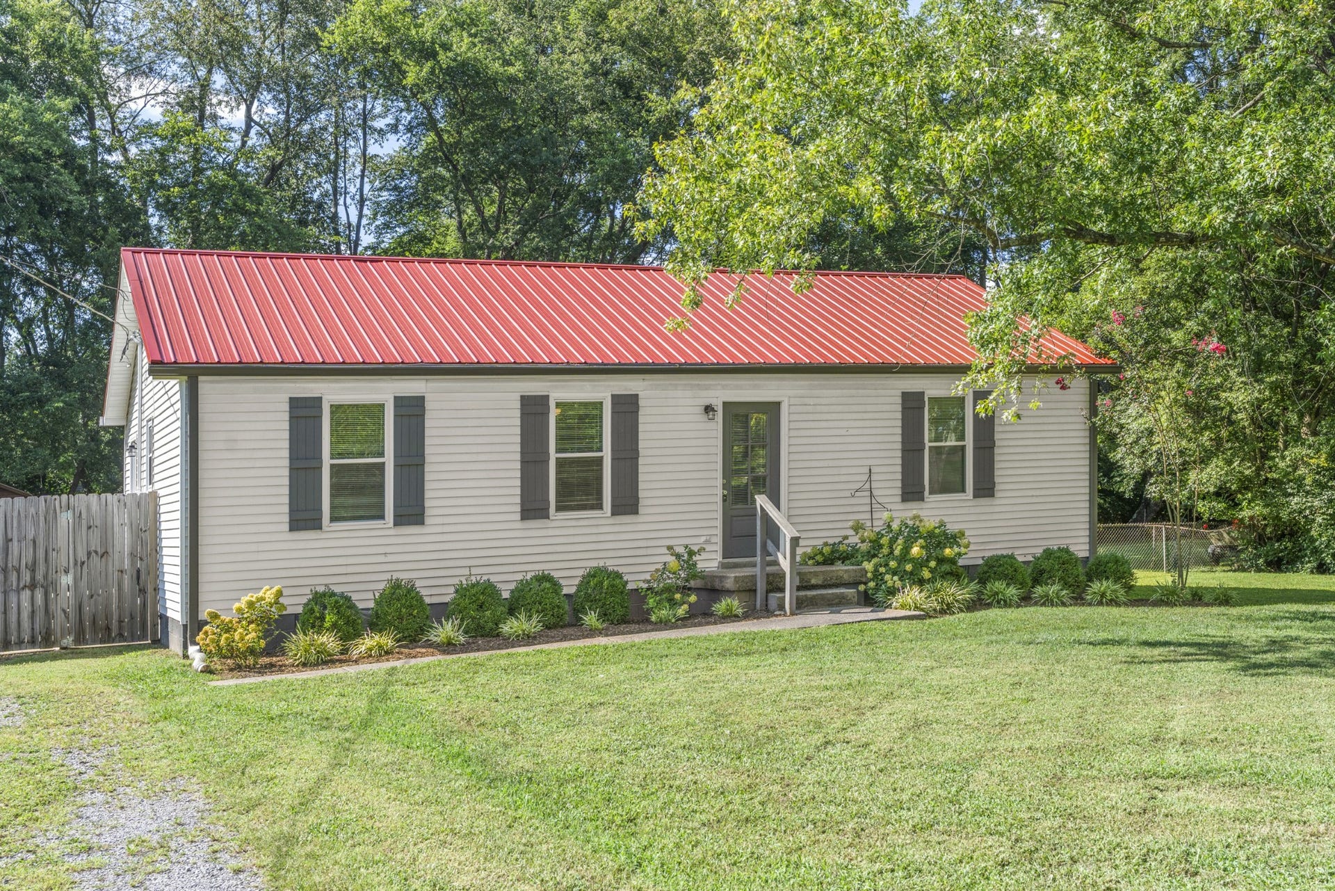 6541 Kari Dr, Murfreesboro, TN 37129 6541 Kari Dr, Murfreesboro, TN 37129