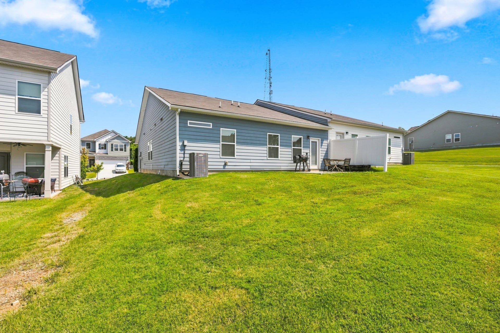 920 Millstream Dr, Nashville, TN 37218 920 Millstream Dr, Nashville, TN 37218