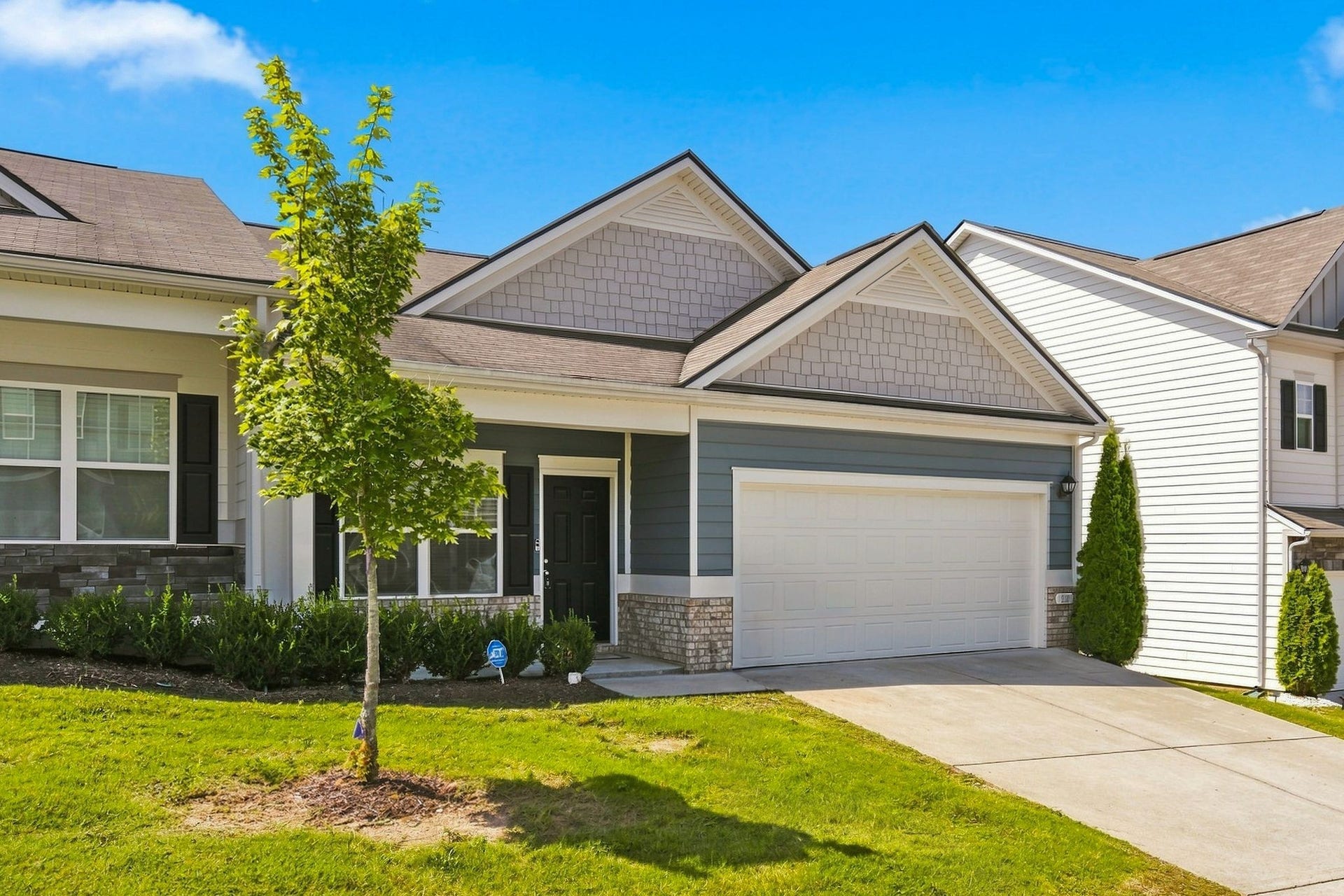 920 Millstream Dr, Nashville, TN 37218 920 Millstream Dr, Nashville, TN 37218