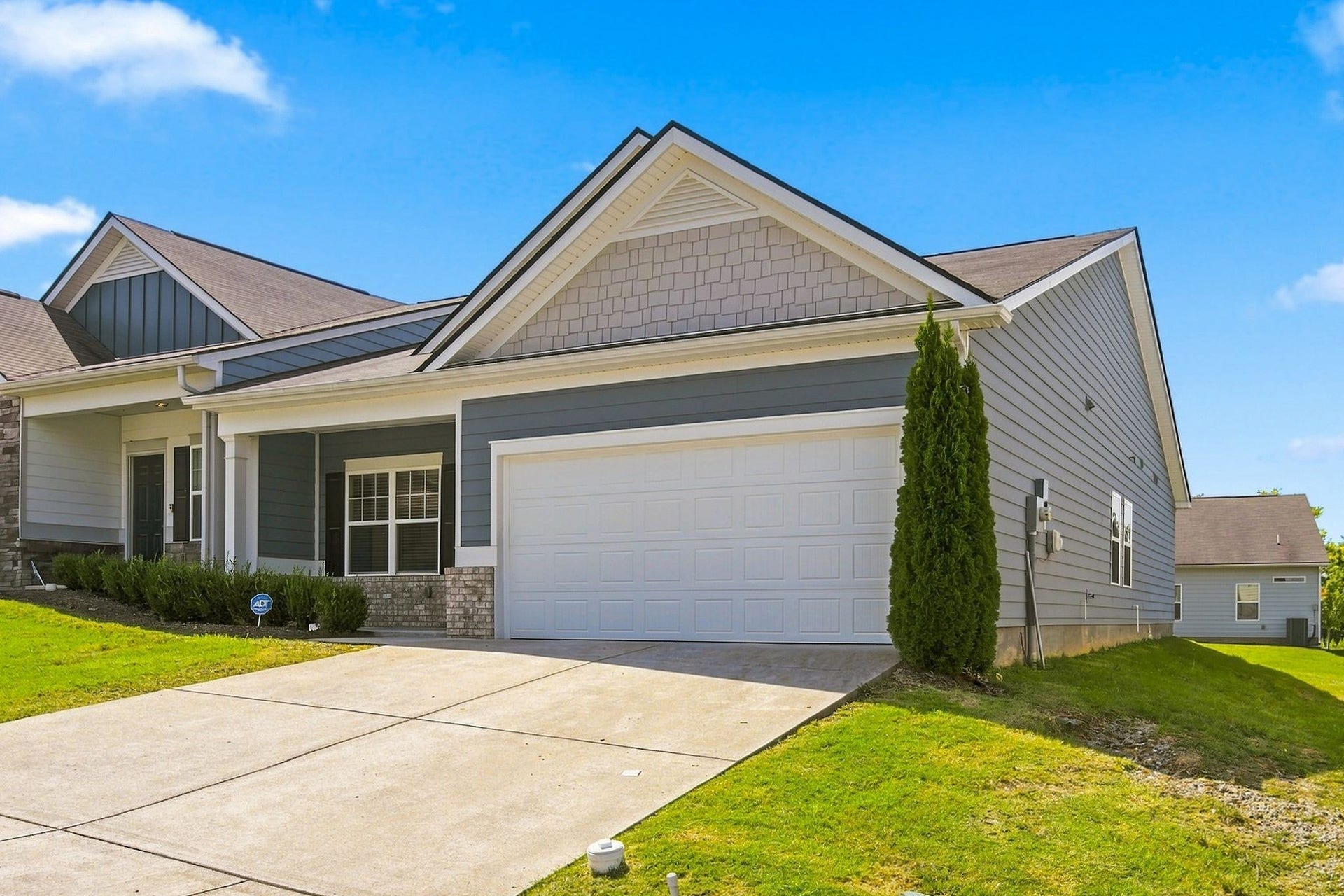 920 Millstream Dr, Nashville, TN 37218 920 Millstream Dr, Nashville, TN 37218