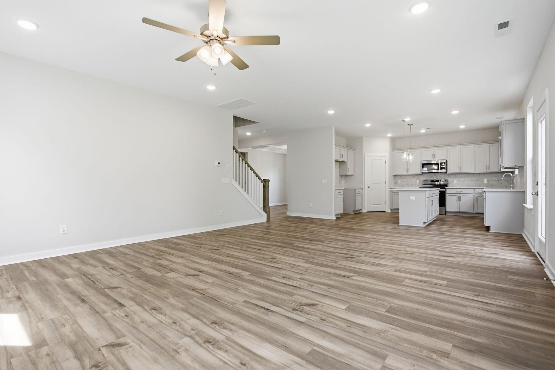 332 Black Bear Drive, Mount Pleasant, TN 38474 332 Black Bear Drive, Mount Pleasant, TN 38474