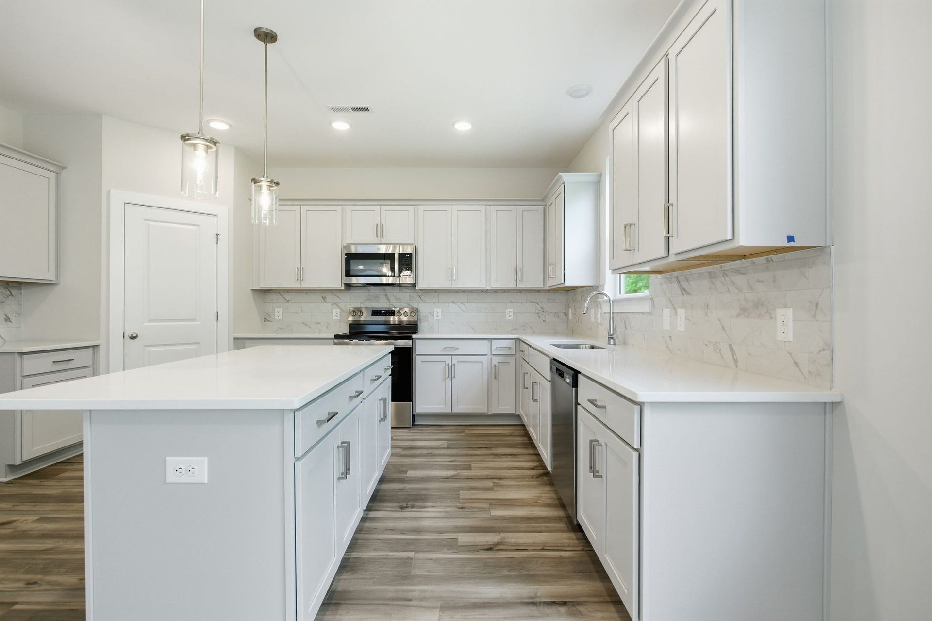 332 Black Bear Drive, Mount Pleasant, TN 38474 332 Black Bear Drive, Mount Pleasant, TN 38474